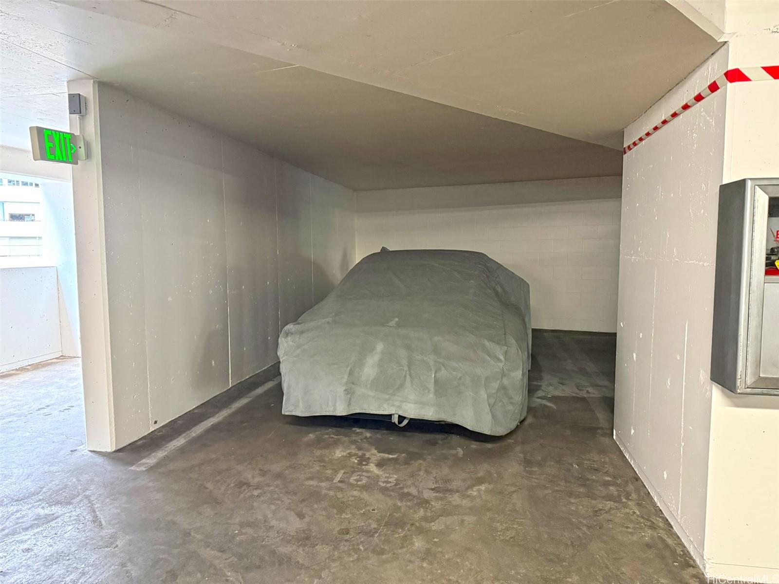 Canterbury Pl condo # 18A, Honolulu, Hawaii - photo 14 of 24