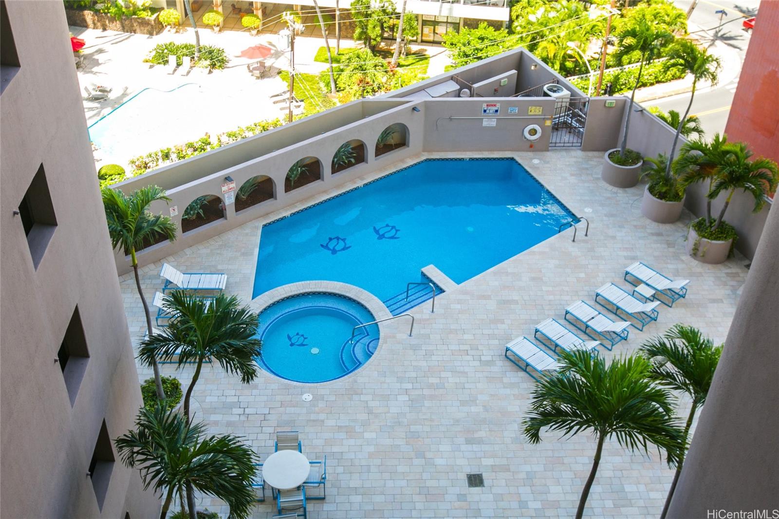 Canterbury Pl condo # 18A, Honolulu, Hawaii - photo 17 of 24