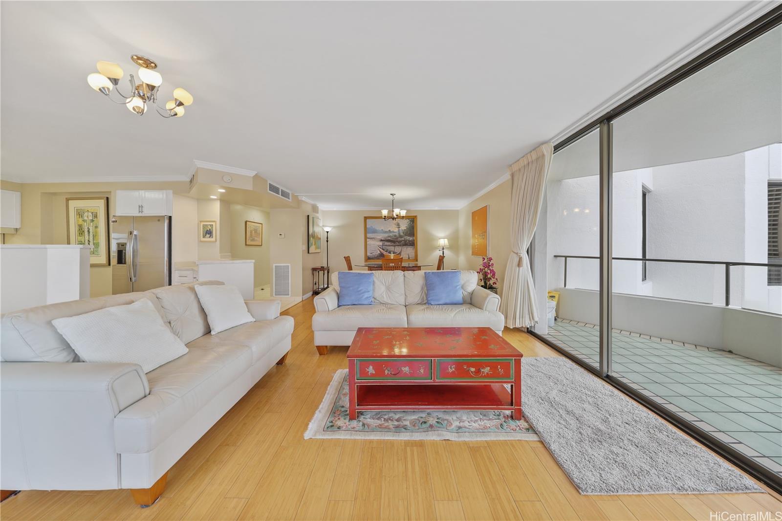 Canterbury Pl condo # 18A, Honolulu, Hawaii - photo 6 of 24