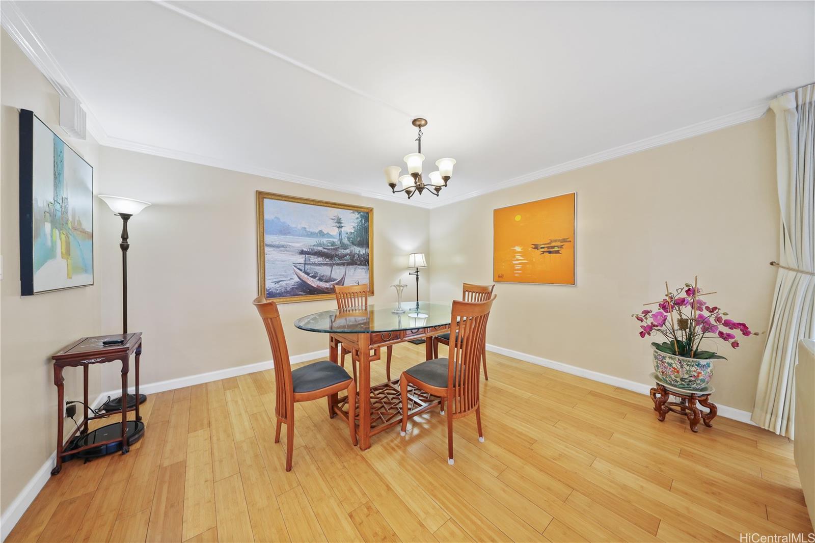 Canterbury Pl condo # 18A, Honolulu, Hawaii - photo 7 of 24