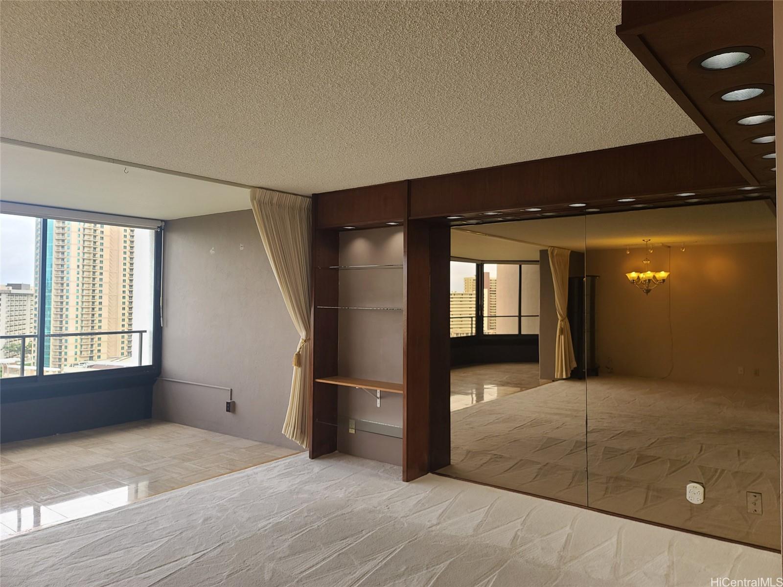 Canterbury Pl condo # 18C, Honolulu, Hawaii - photo 11 of 22