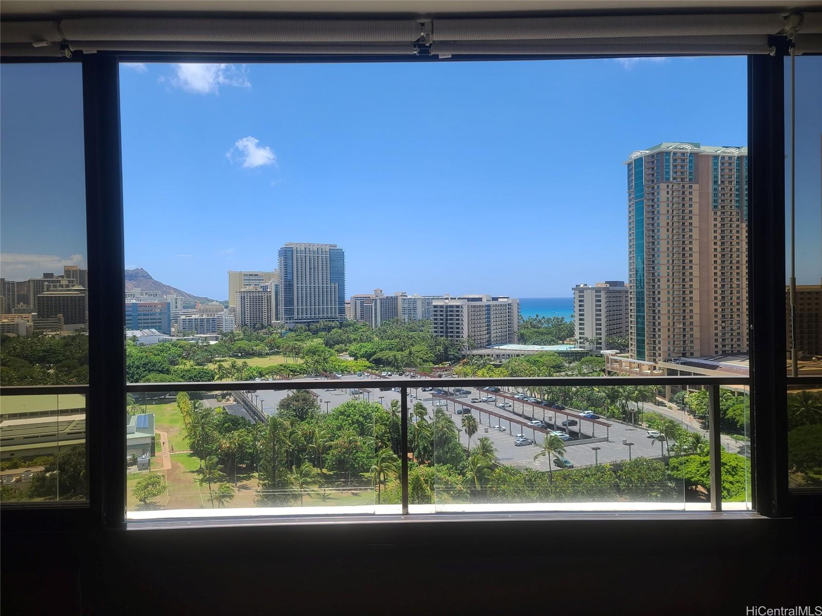 Canterbury Pl condo # 18C, Honolulu, Hawaii - photo 15 of 22