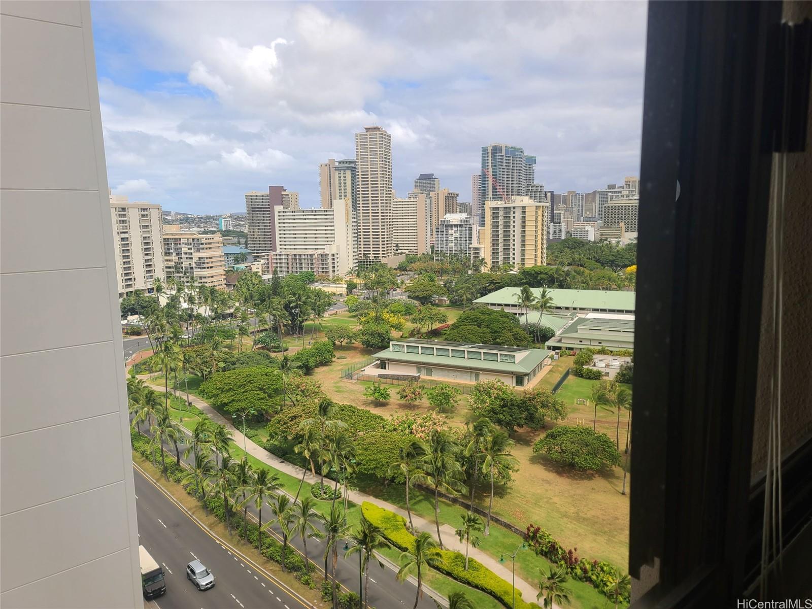 Canterbury Pl condo # 18C, Honolulu, Hawaii - photo 6 of 22