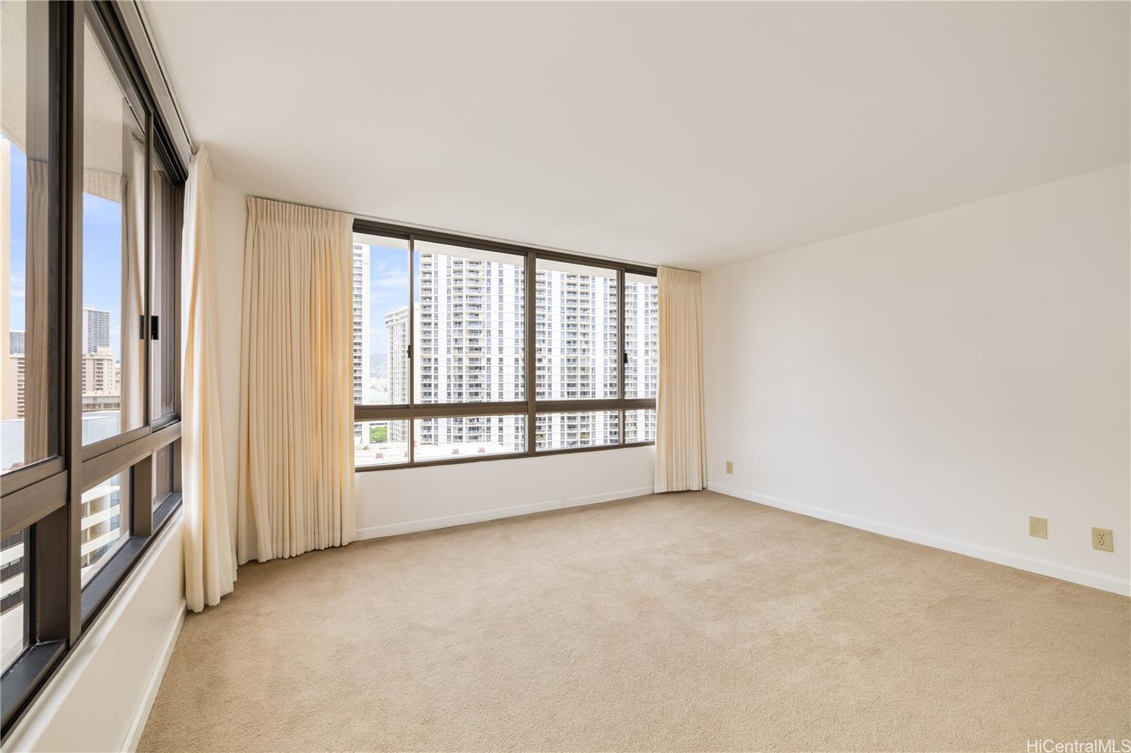 Canterbury Pl condo # 19A, Honolulu, Hawaii - photo 11 of 25