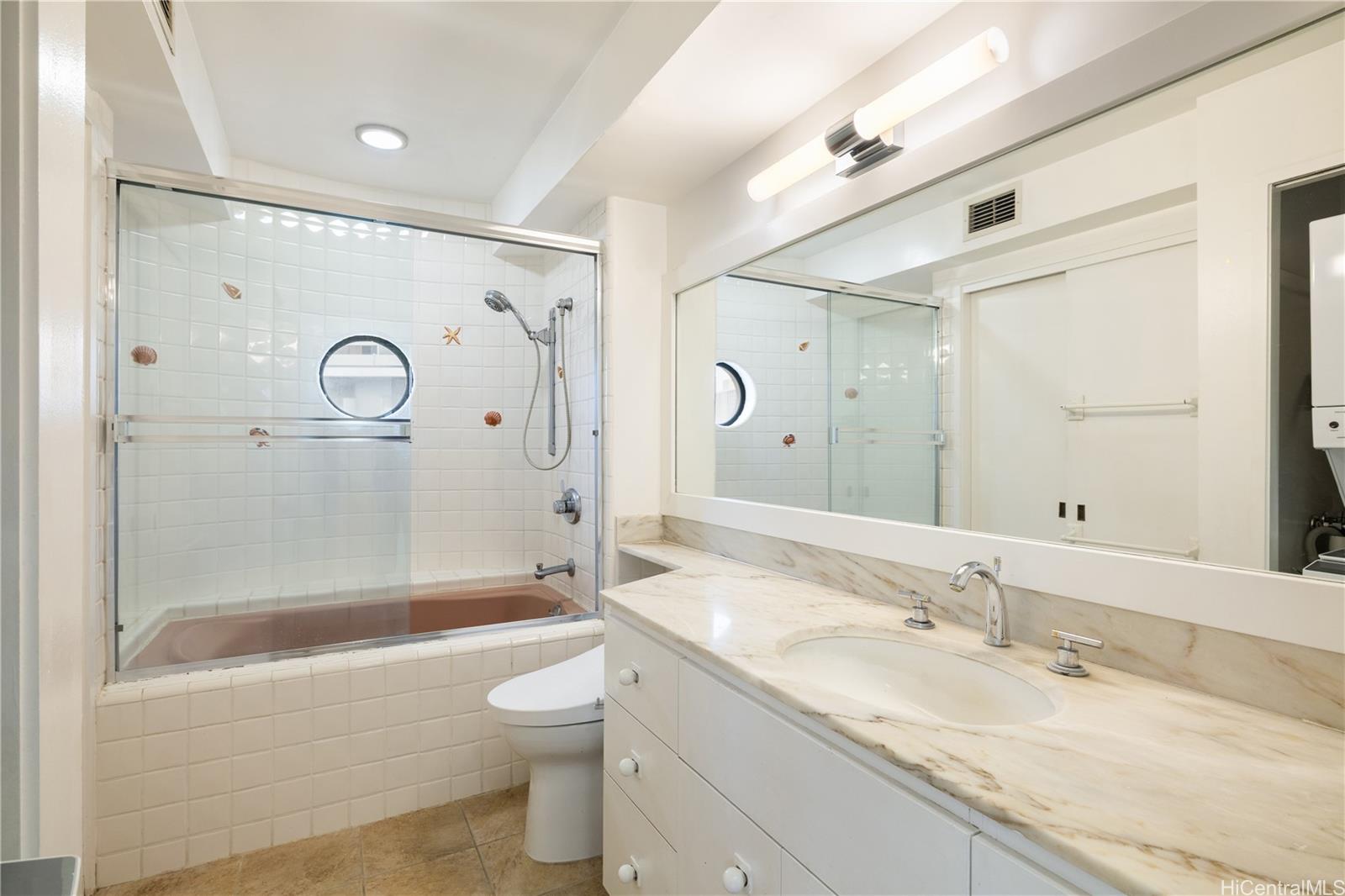 Canterbury Pl condo # 19A, Honolulu, Hawaii - photo 14 of 25