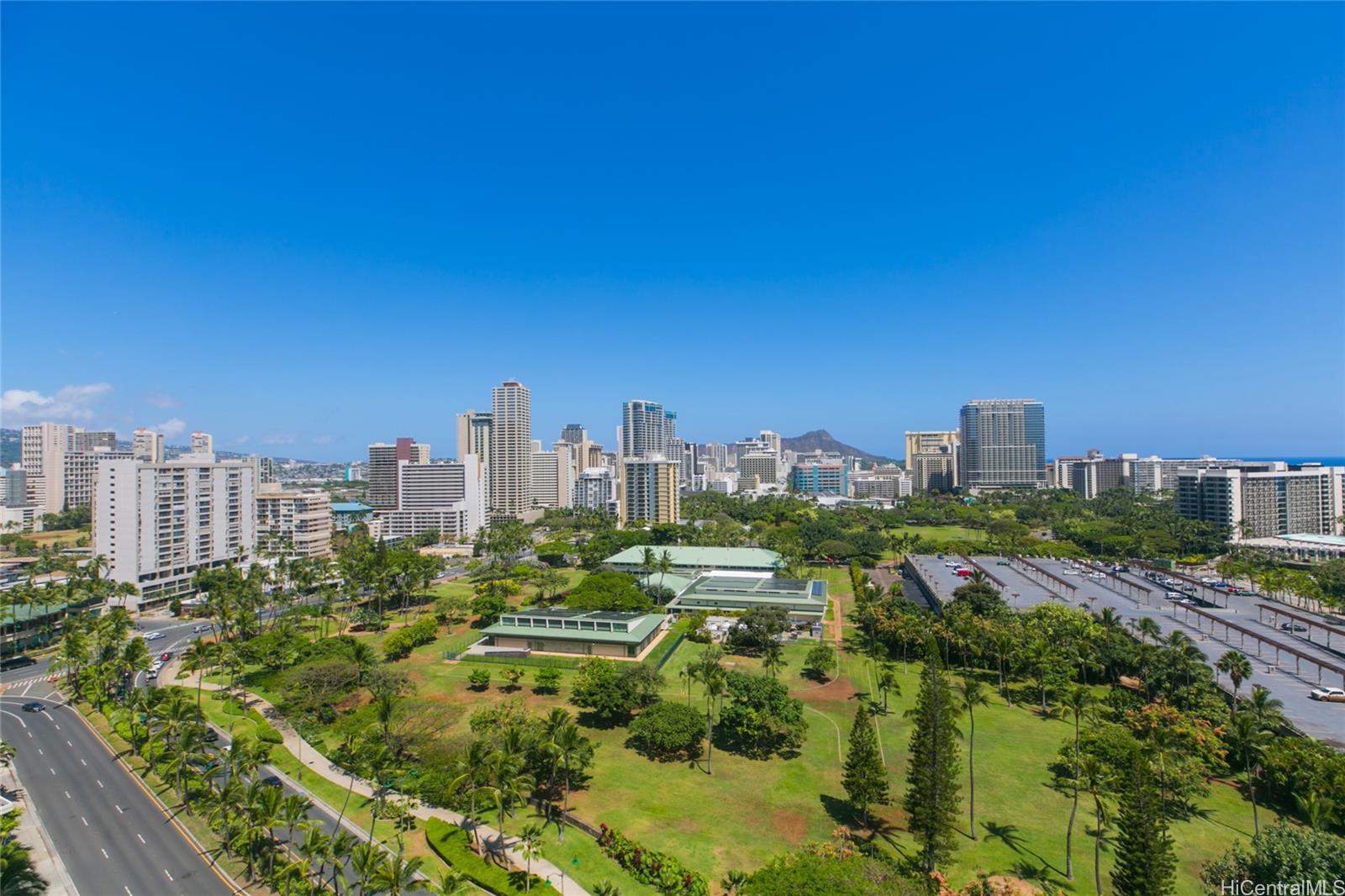 1910 Ala Moana Blvd Honolulu - Rental - photo 2 of 25