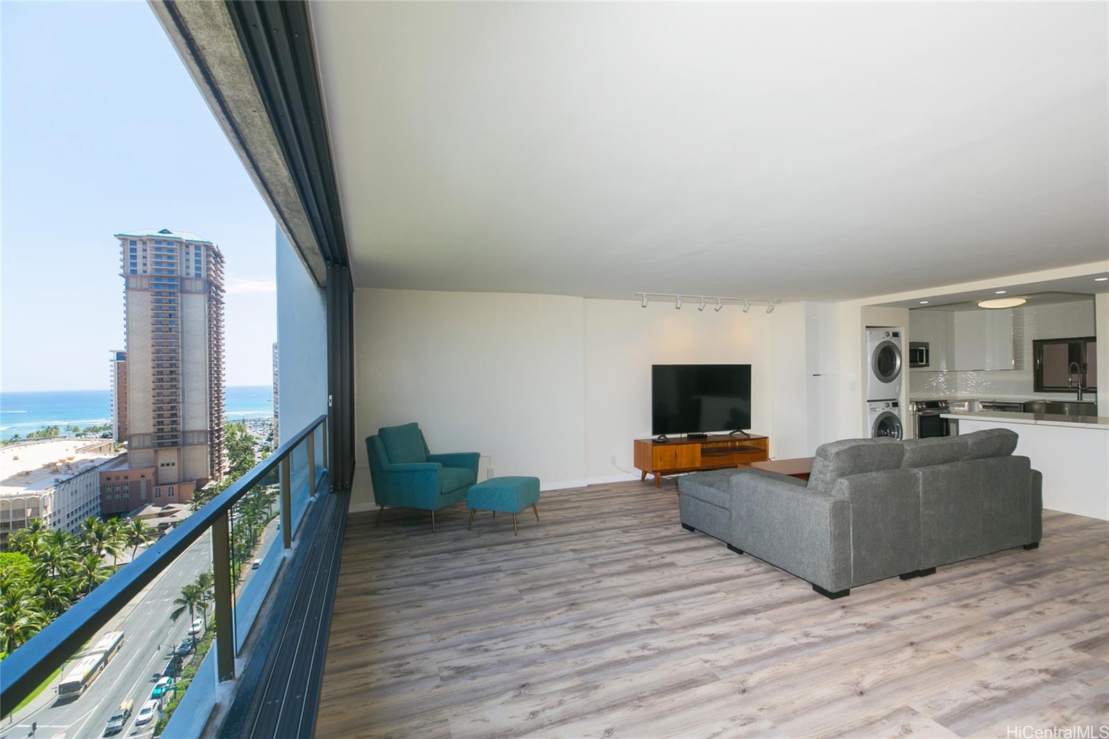 1910 Ala Moana Blvd Honolulu - Rental - photo 3 of 25