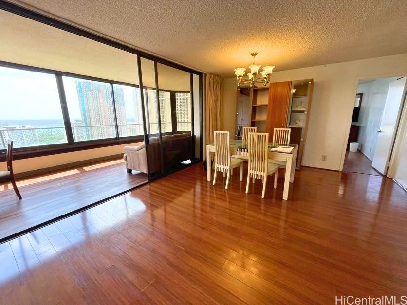 Canterbury Pl condo # 23B, Honolulu, Hawaii - photo 3 of 19