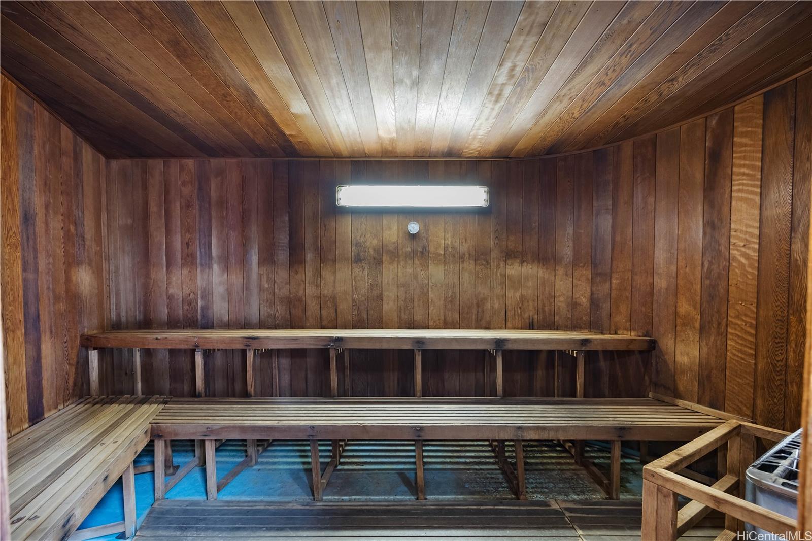 Canterbury Pl condo # 26C, Honolulu, Hawaii - photo 21 of 25