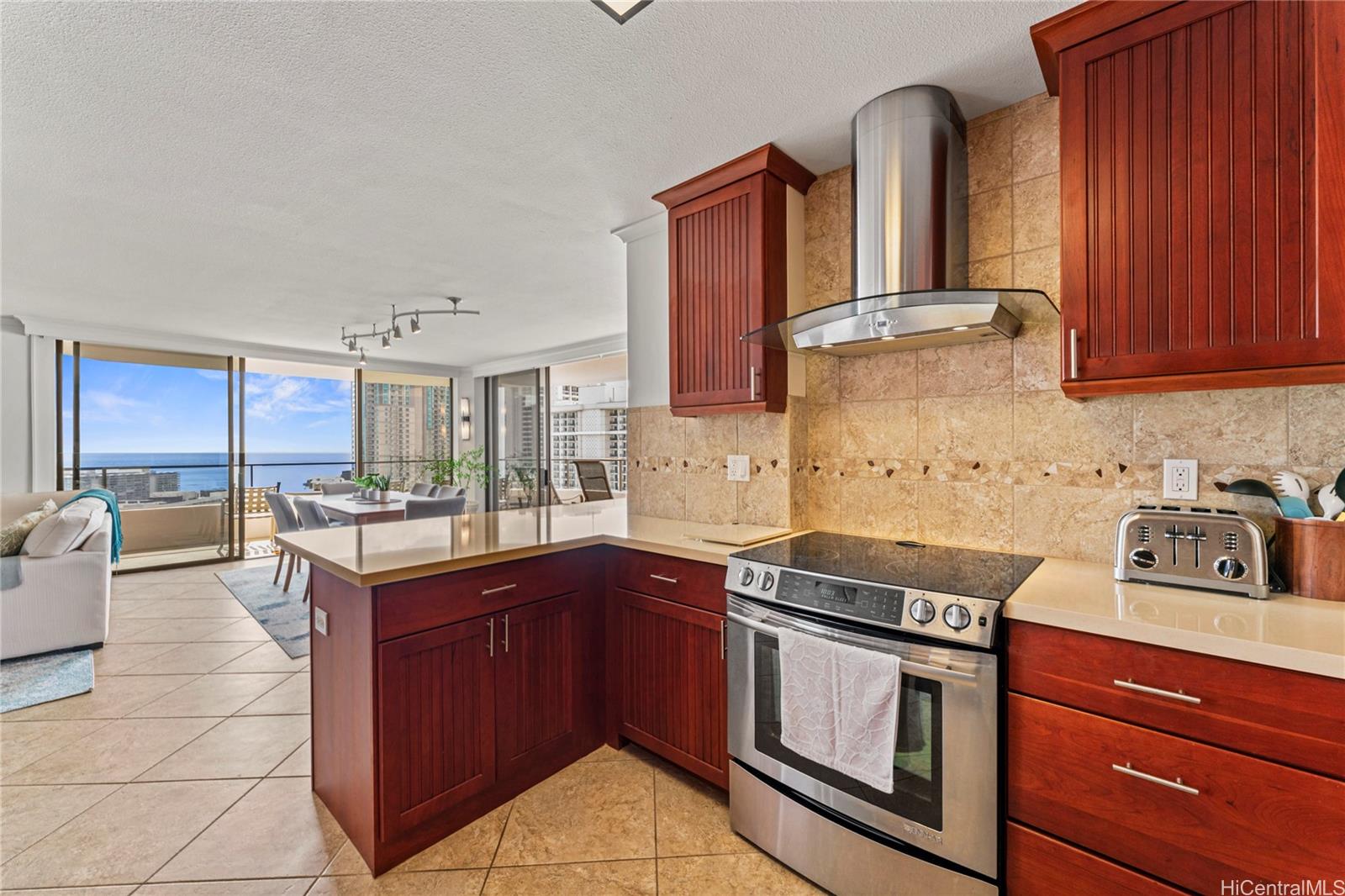 Canterbury Pl condo # 29A, Honolulu, Hawaii - photo 11 of 23