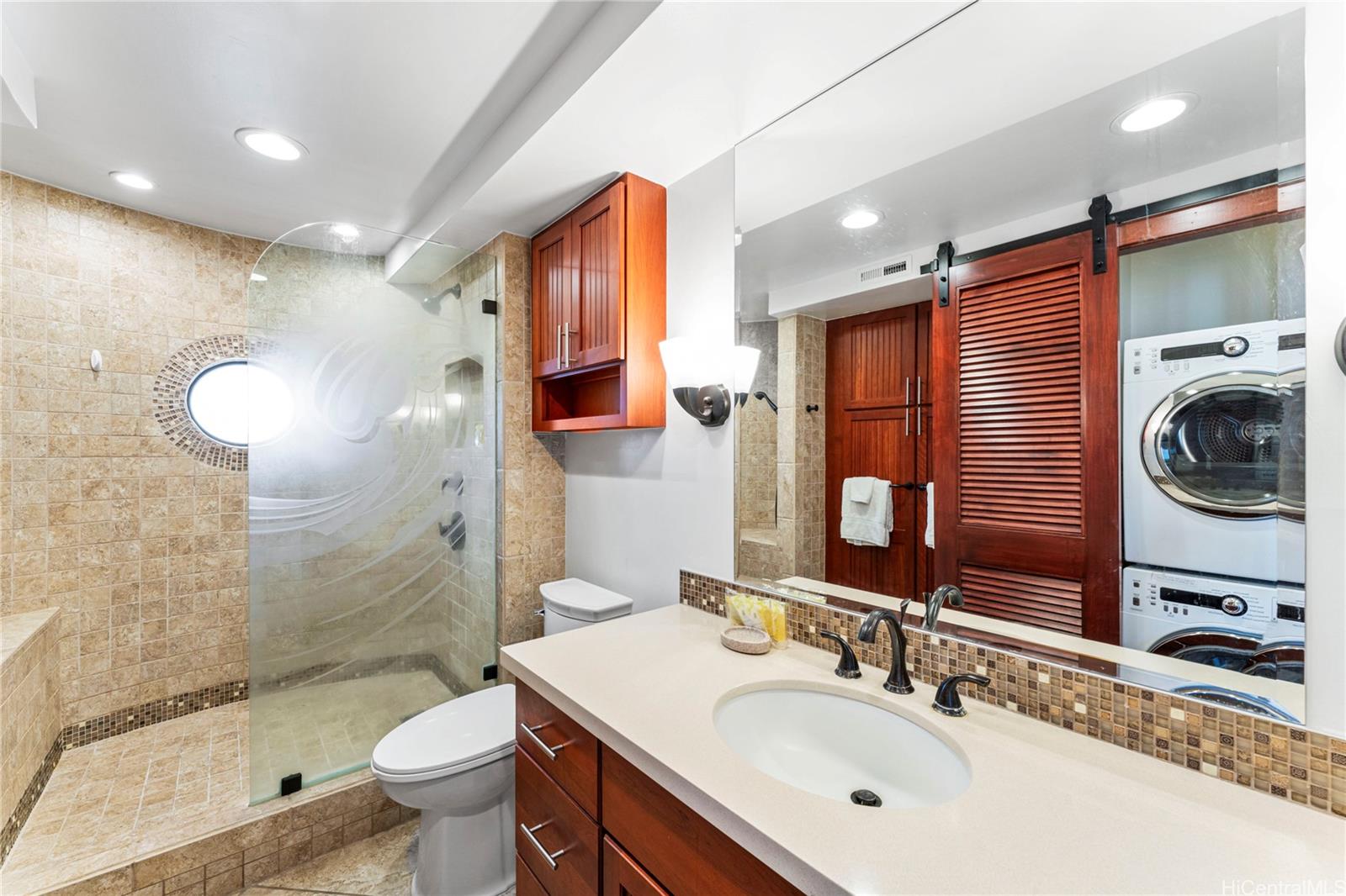 Canterbury Pl condo # 29A, Honolulu, Hawaii - photo 17 of 23