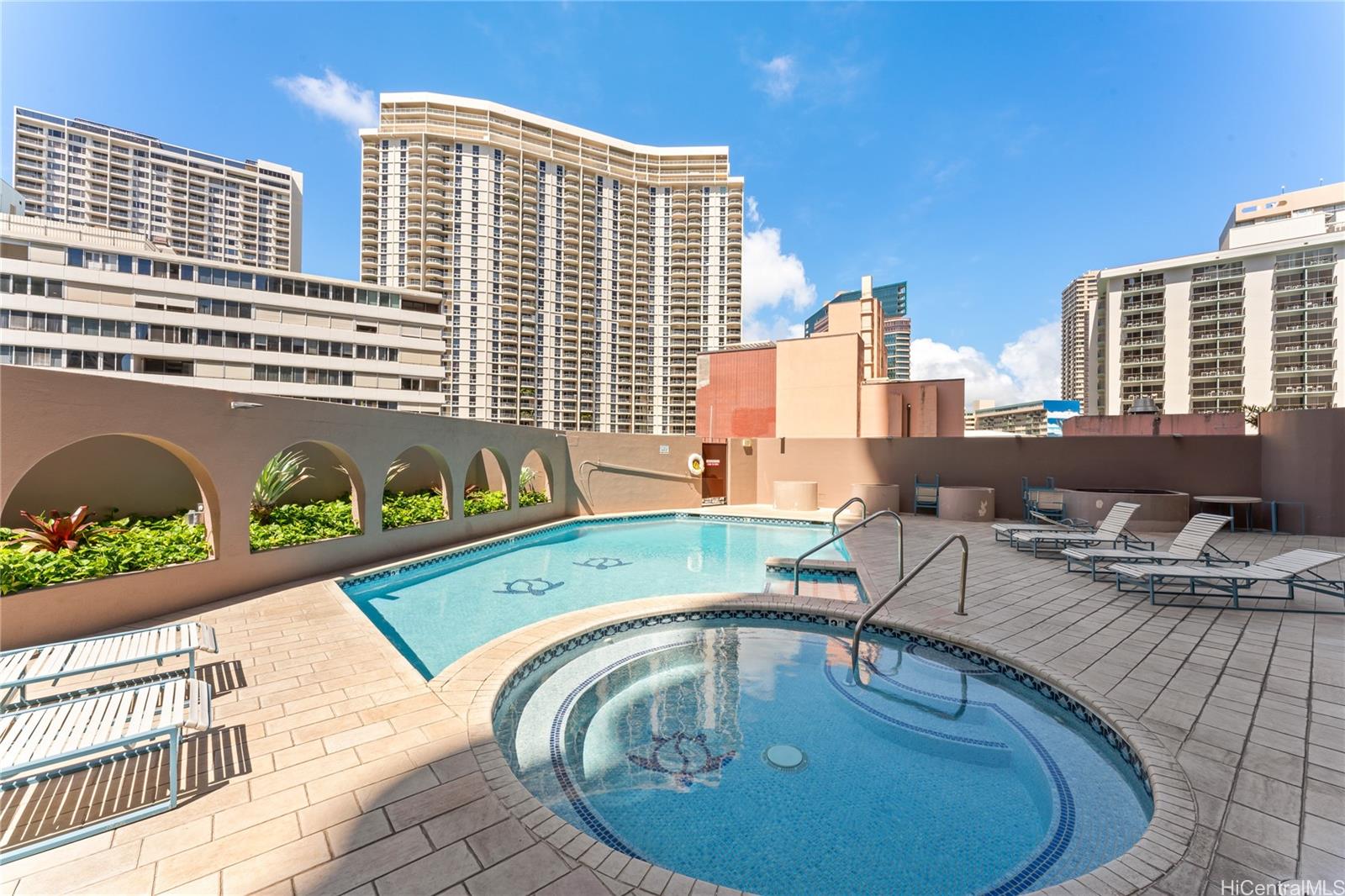 Canterbury Pl condo # 29A, Honolulu, Hawaii - photo 22 of 24