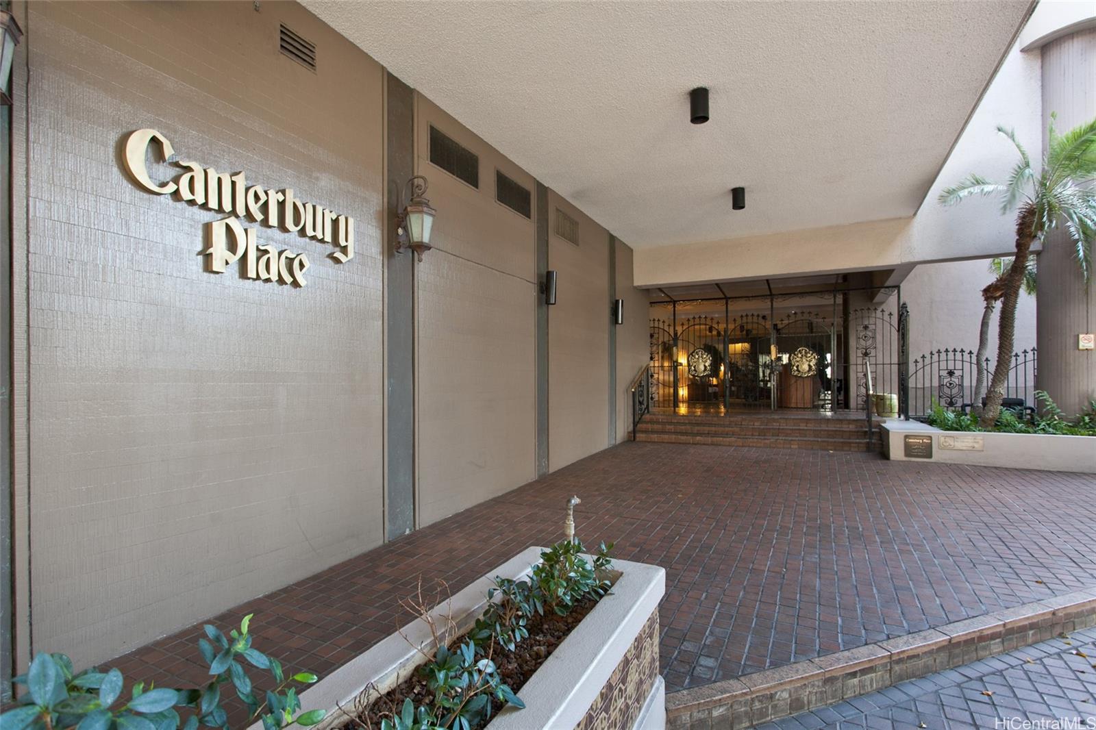 Canterbury Pl condo # 29D, Honolulu, Hawaii - photo 20 of 20