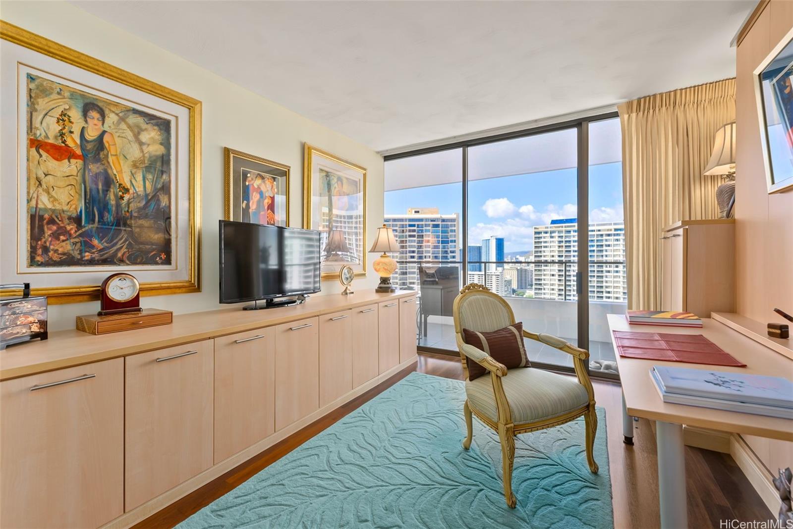 Canterbury Pl condo # 32A, Honolulu, Hawaii - photo 16 of 18