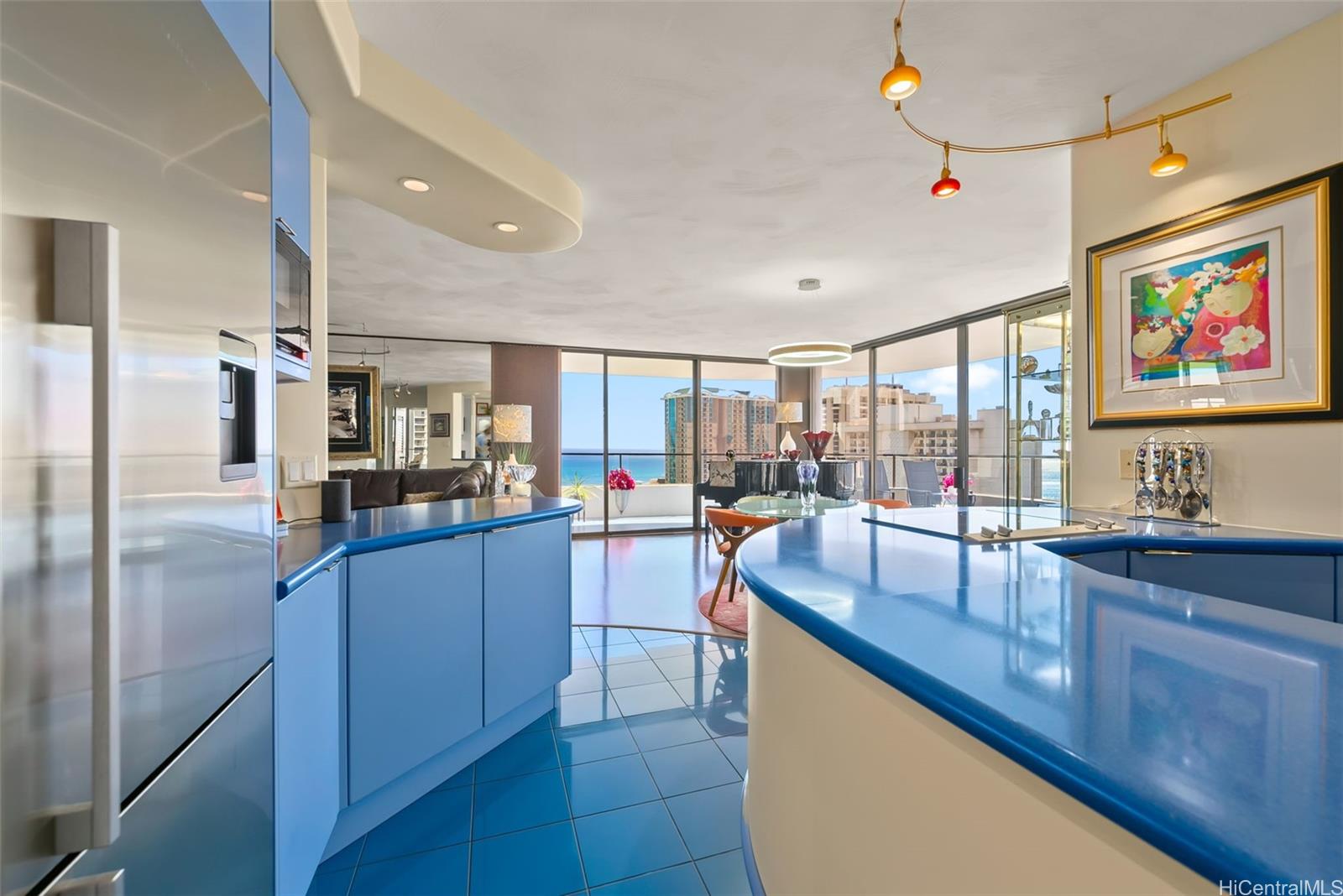 Canterbury Pl condo # 32A, Honolulu, Hawaii - photo 10 of 18