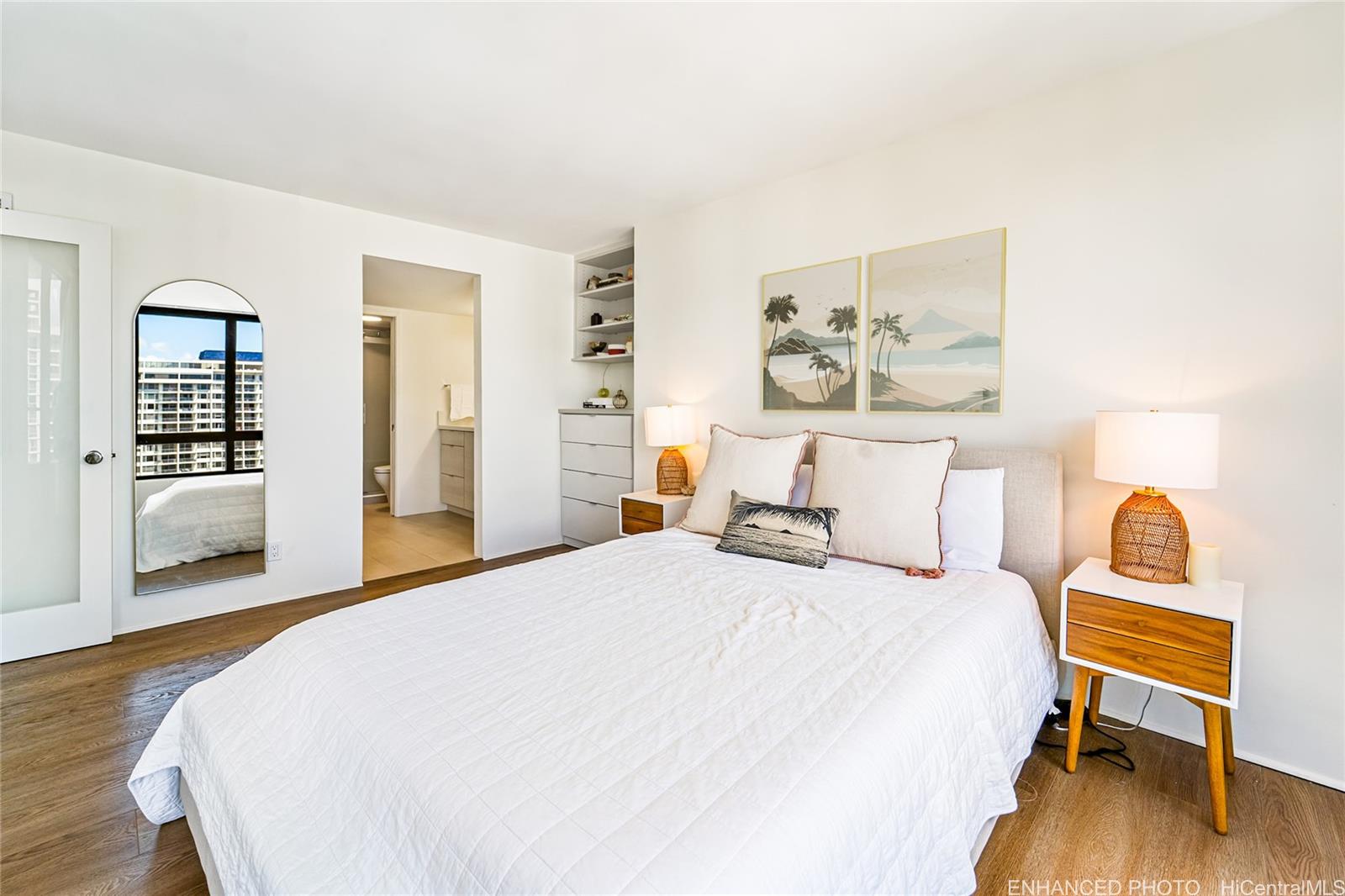 Canterbury Pl condo # 32E, Honolulu, Hawaii - photo 11 of 18