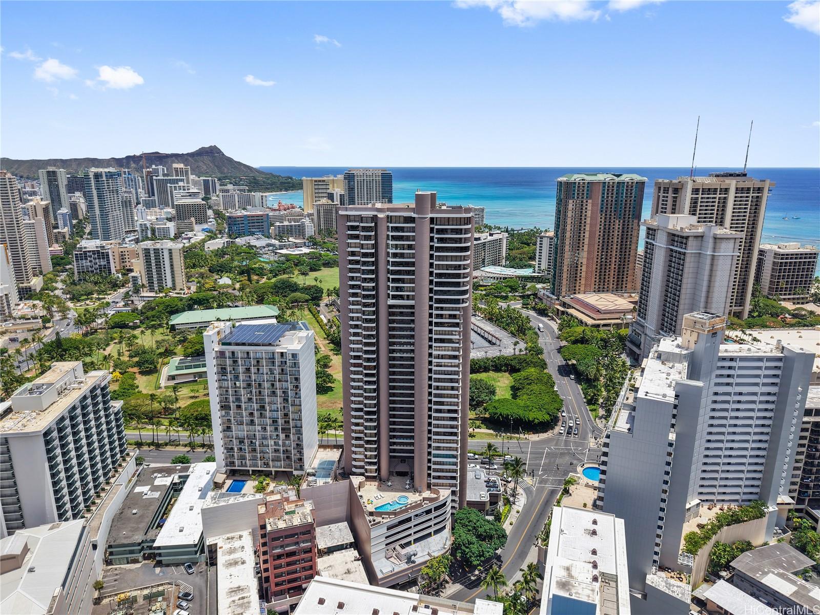 Canterbury Pl condo # 32E, Honolulu, Hawaii - photo 12 of 18