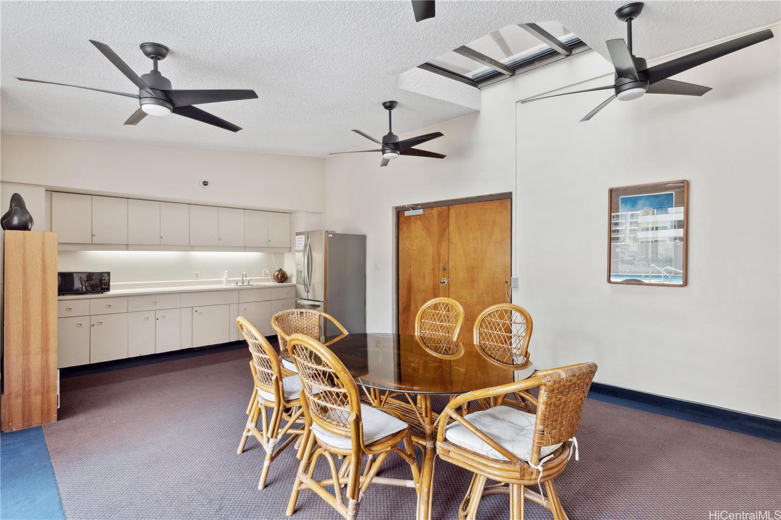 Canterbury Pl condo # 32E, Honolulu, Hawaii - photo 18 of 18