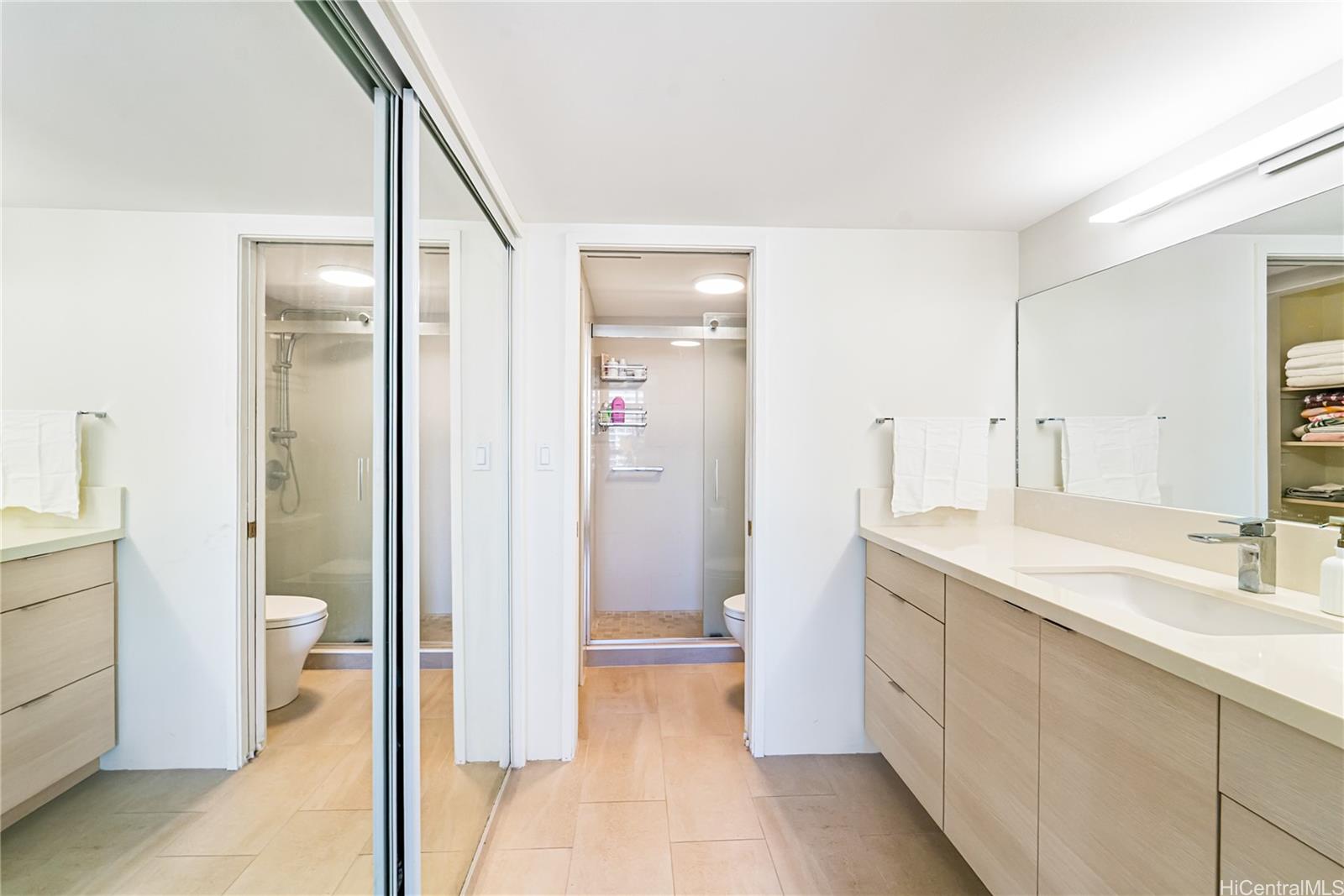 Canterbury Pl condo # 32E, Honolulu, Hawaii - photo 7 of 18