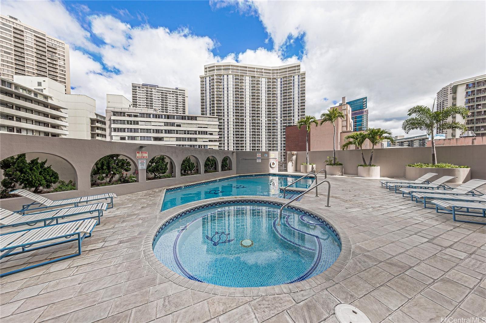 Canterbury Pl condo # 35C, Honolulu, Hawaii - photo 11 of 11