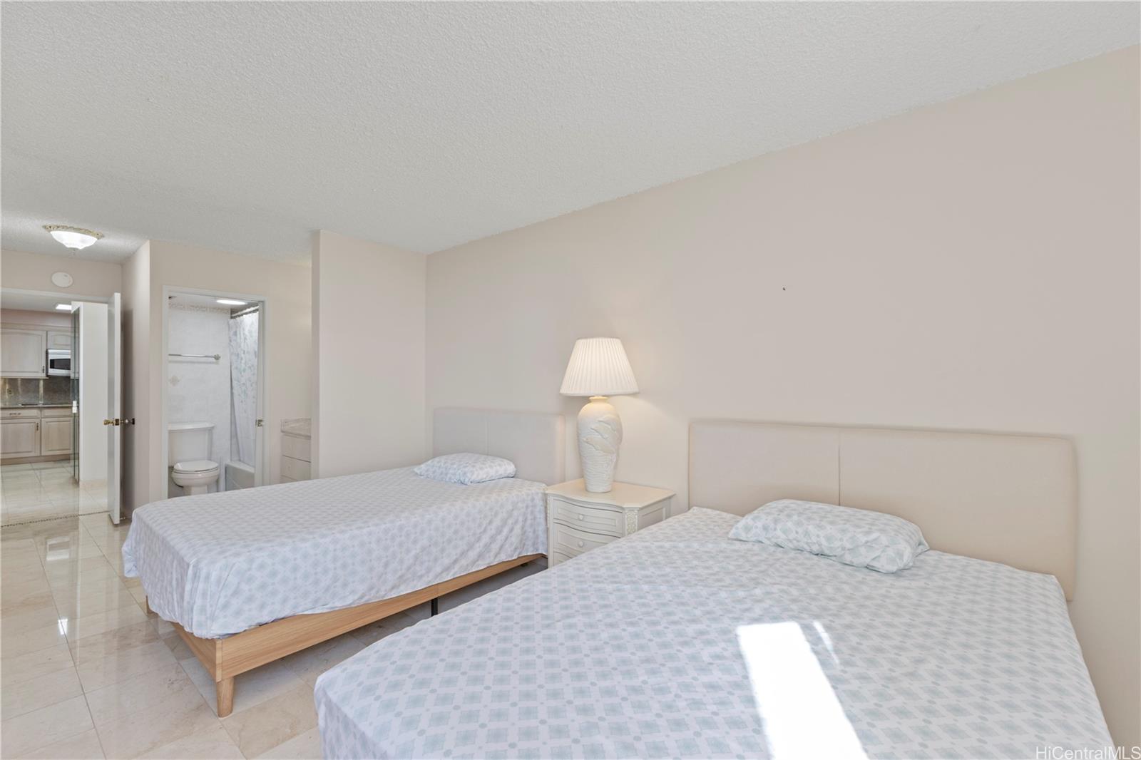 1910 Ala Moana Blvd Honolulu - Rental - photo 16 of 24