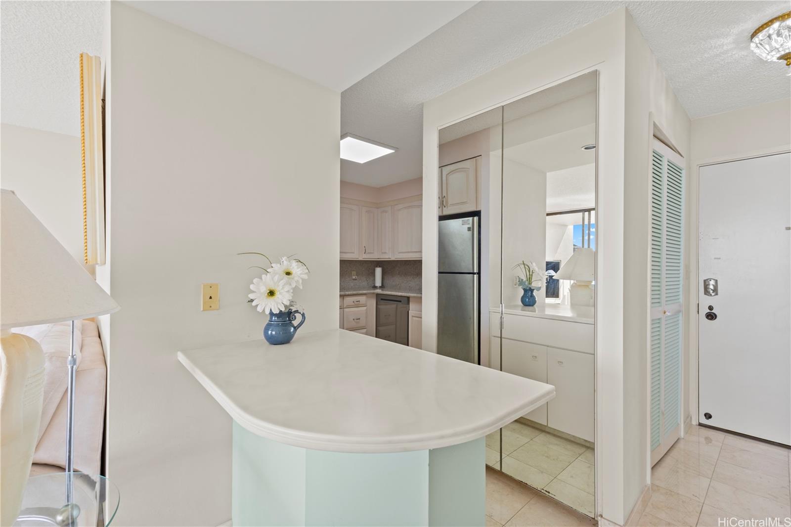 1910 Ala Moana Blvd Honolulu - Rental - photo 10 of 24