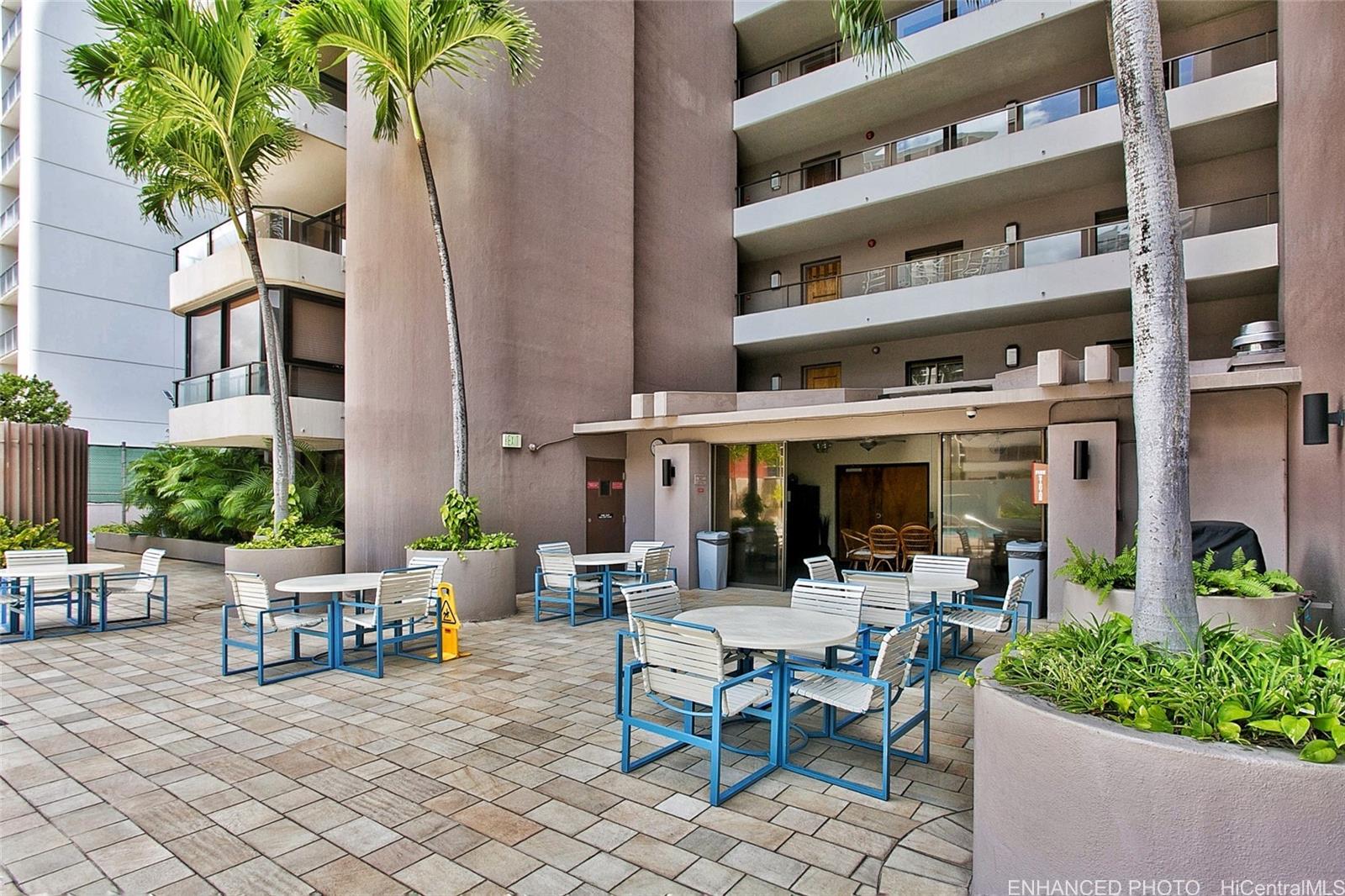 Canterbury Pl condo # 39B, Honolulu, Hawaii - photo 21 of 22