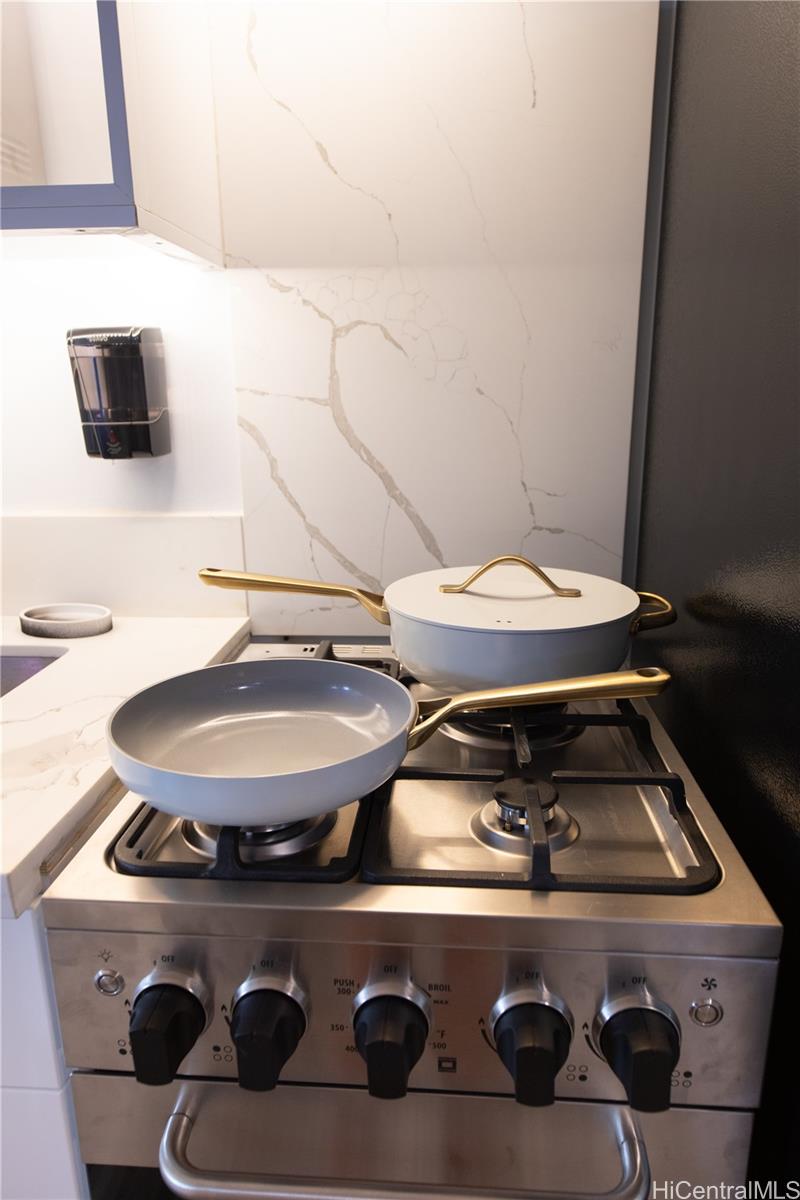 Kalakauan condo # 209, Honolulu, Hawaii - photo 7 of 21