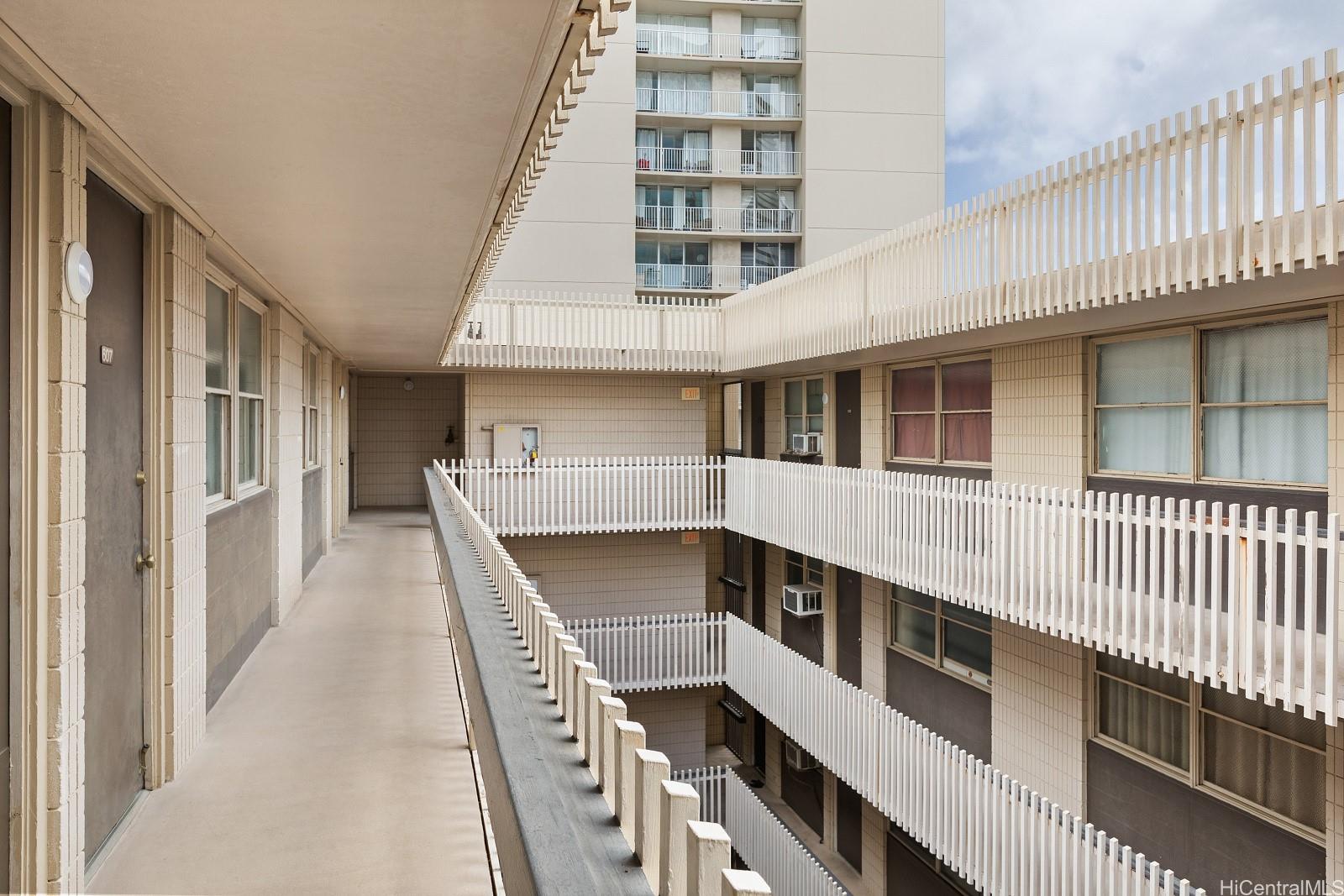 Kalakauan condo # 306, Honolulu, Hawaii - photo 16 of 19