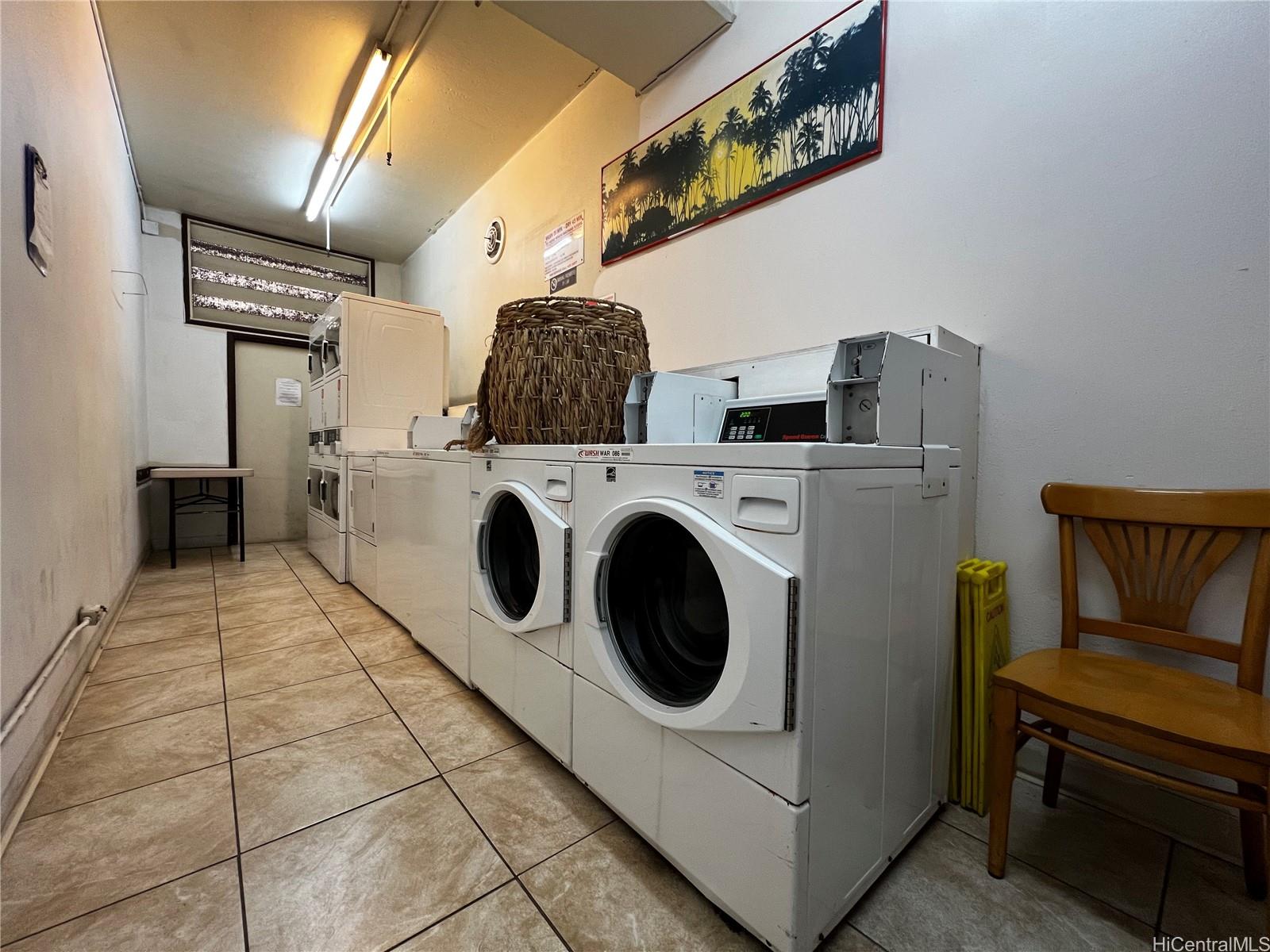 Kalakauan condo # 402, Honolulu, Hawaii - photo 19 of 23