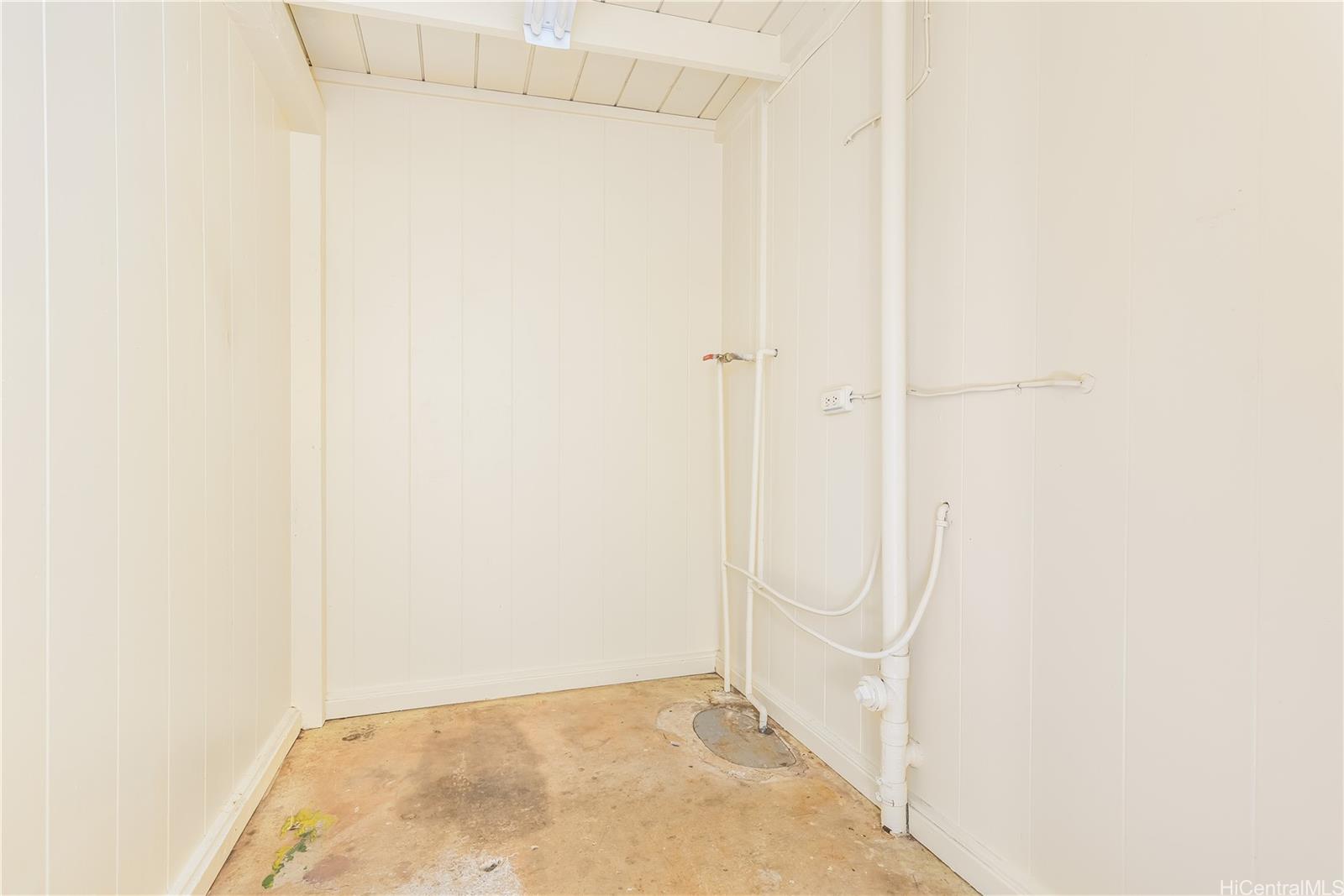 1912  Hoolehua St Pearl City-upper, PearlCity home - photo 23 of 23