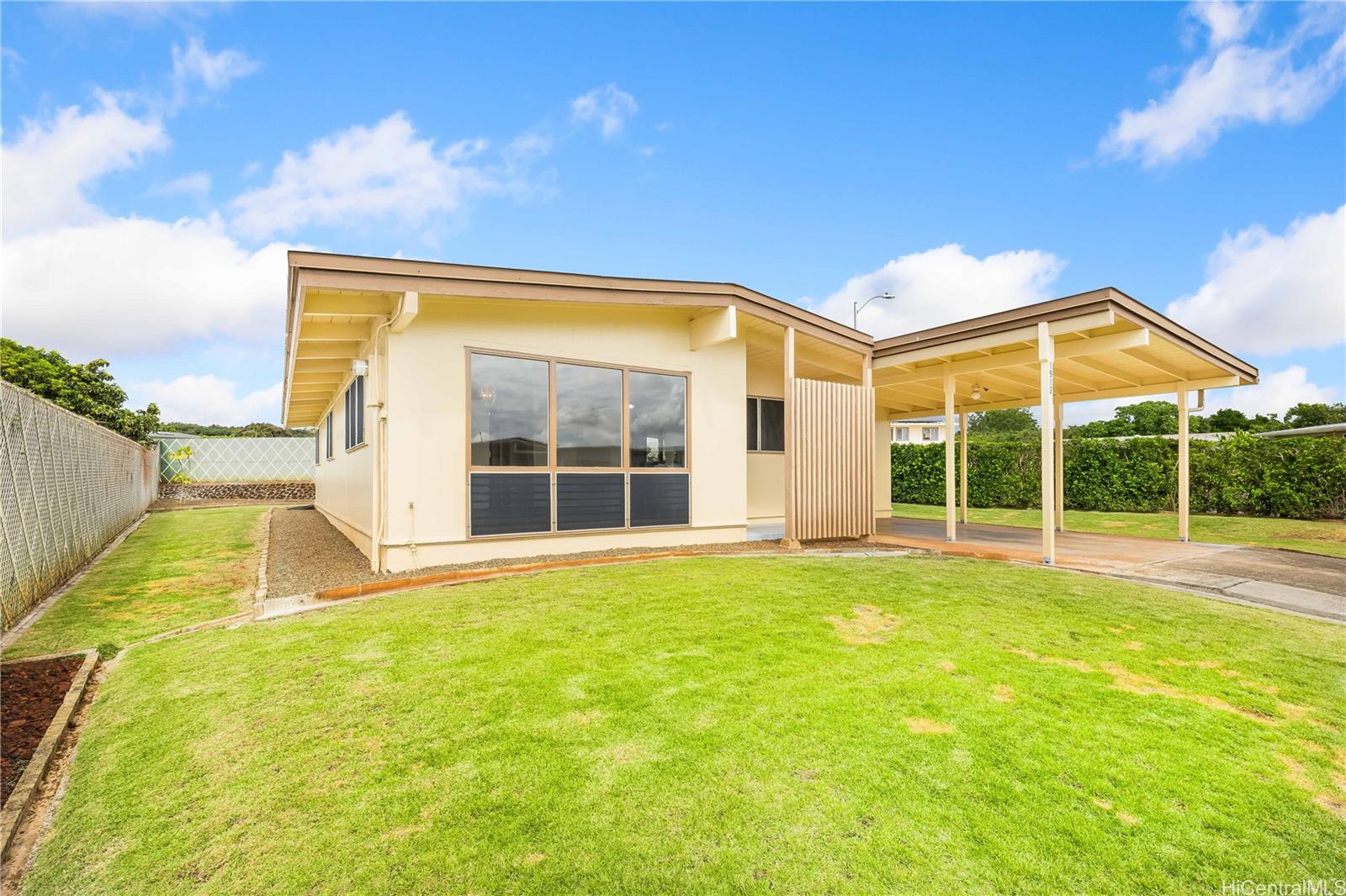 1912  Hoolehua St Pearl City-upper, PearlCity home - photo 5 of 23