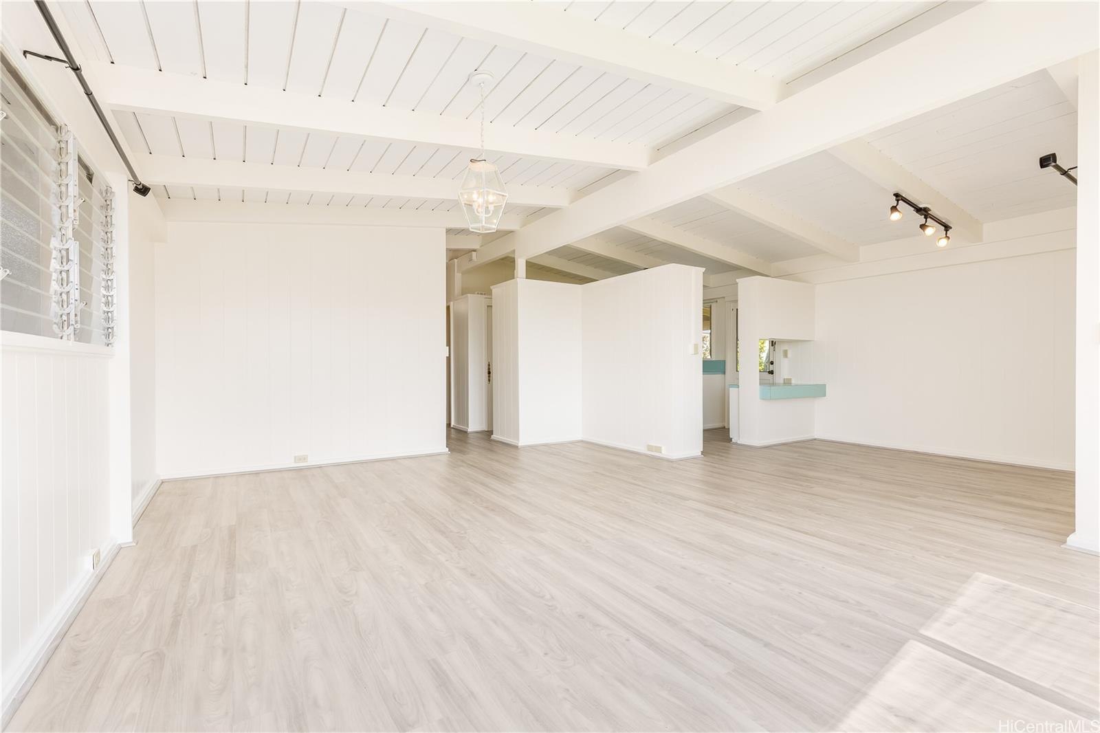 1912  Hoolehua St Pearl City-upper, PearlCity home - photo 10 of 23