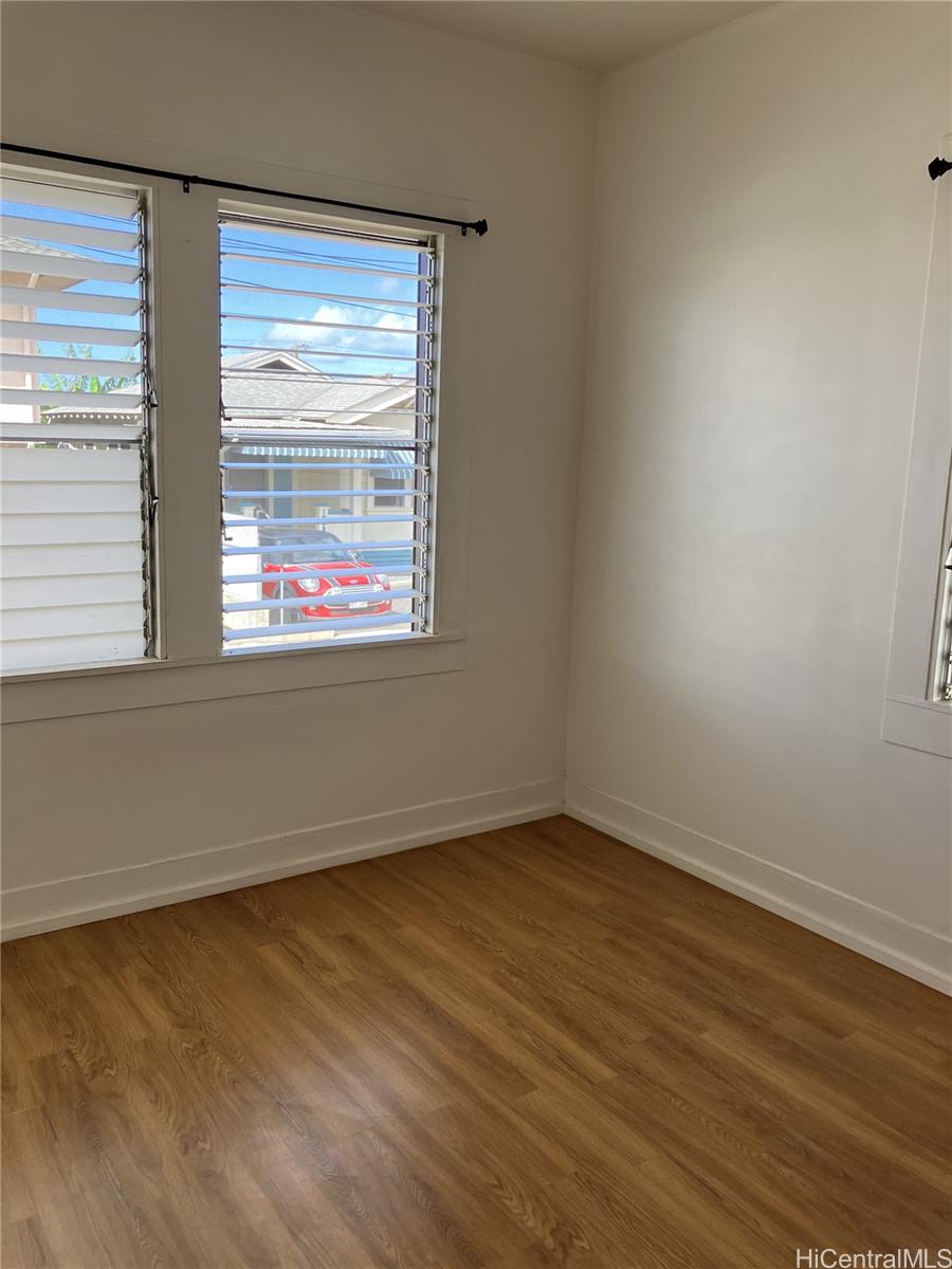 1914 Liliha St Honolulu - Rental - photo 5 of 6