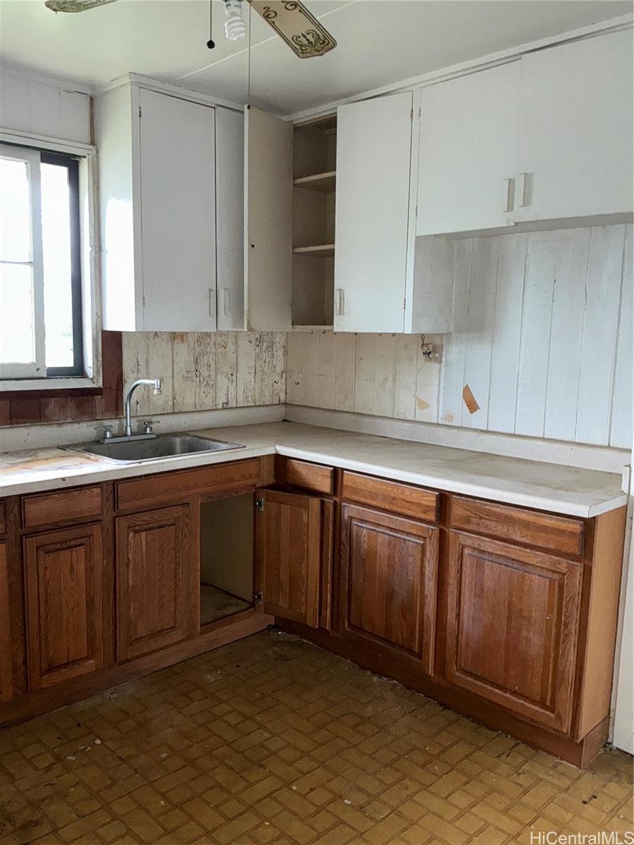 1915  California Ave Wahiawa Heights, Central home - photo 2 of 12