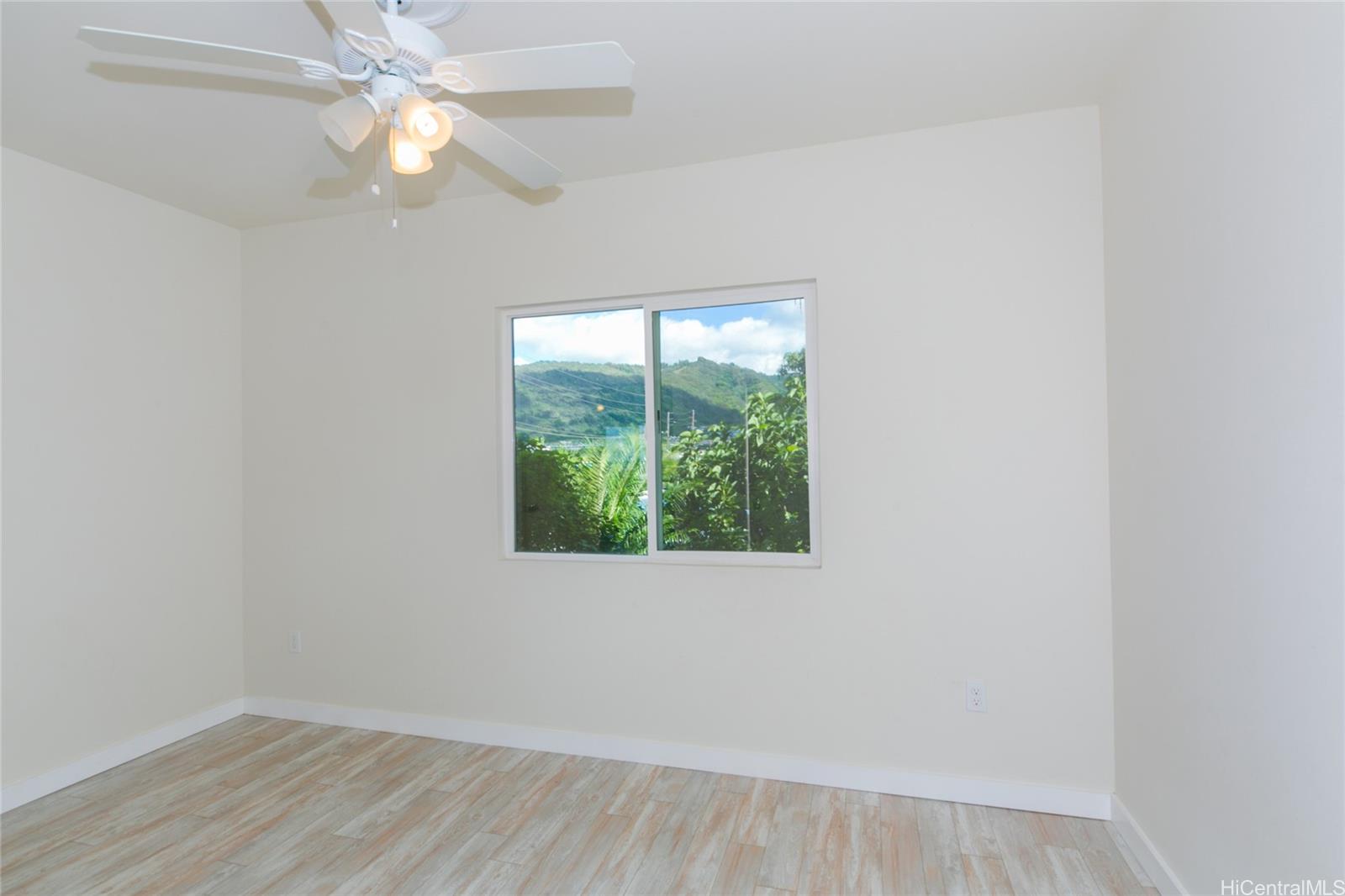 1915 Kalihi Street Honolulu - Rental - photo 10 of 22