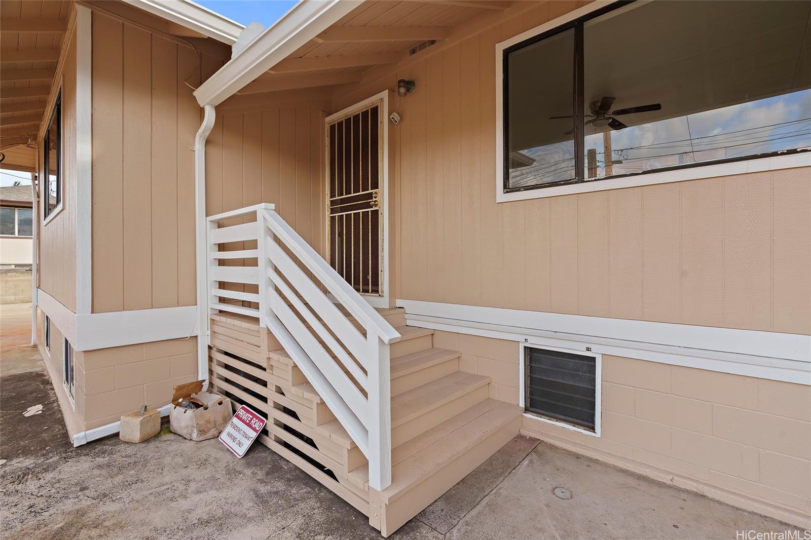 1915  Lohilani Street Kalihi-lower, Honolulu home - photo 17 of 20