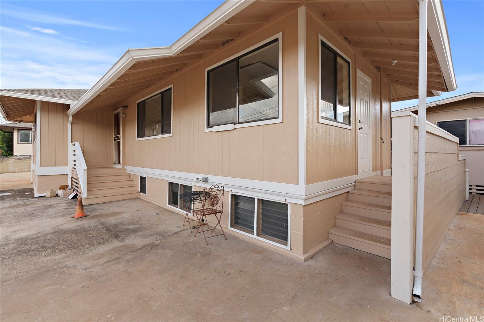 1915  Lohilani Street Kalihi-lower, Honolulu home - photo 18 of 20