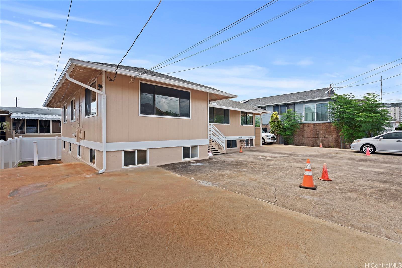 1915  Lohilani Street Kalihi-lower, Honolulu home - photo 20 of 20