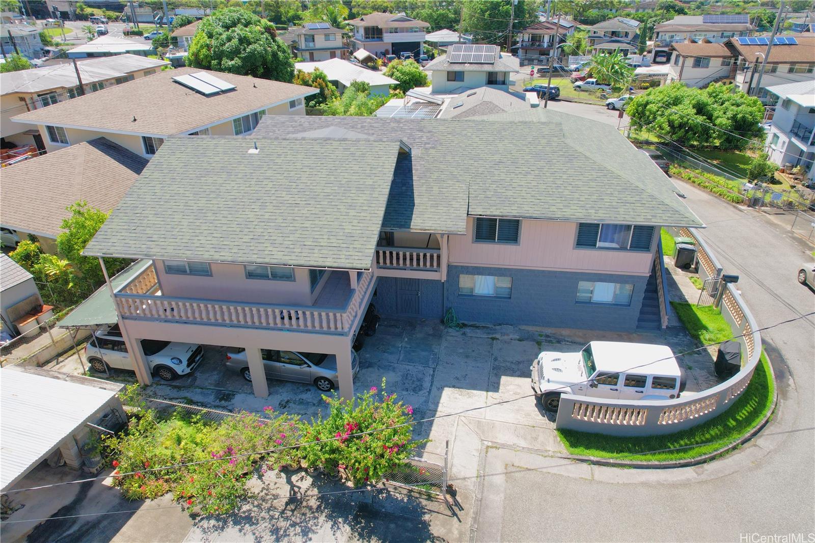 1916  Ulana Place Kalihi-lower, Honolulu home - photo 2 of 25