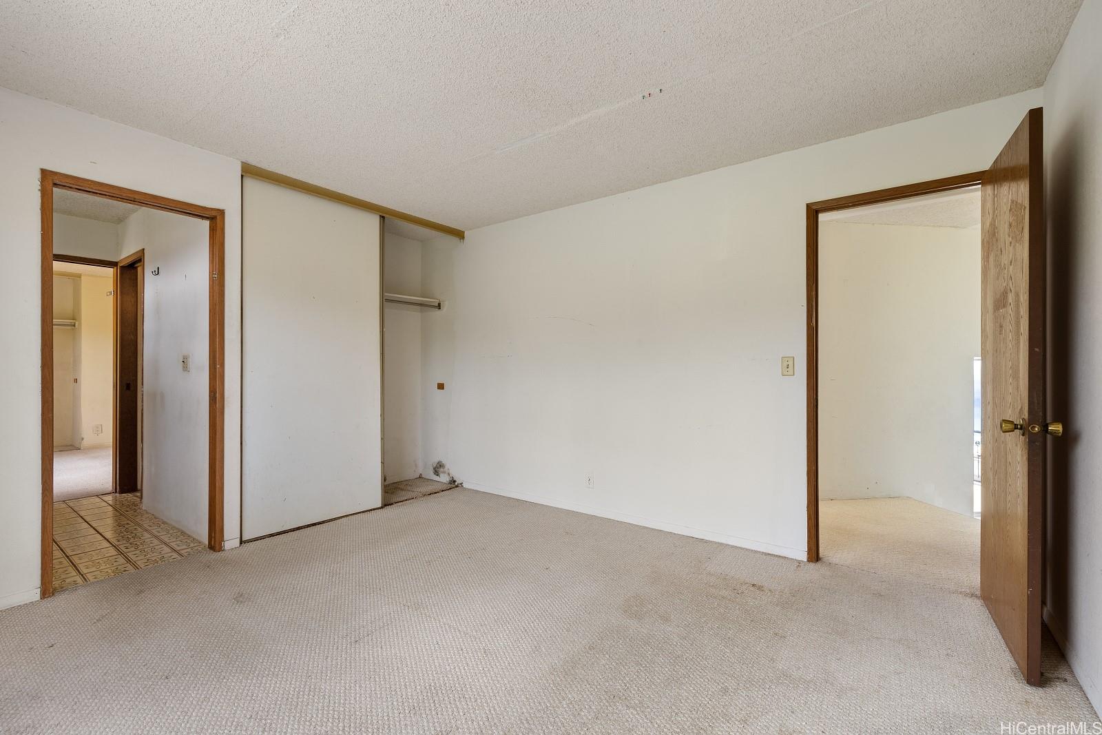 1918  Hawane Place Waialae Iki, Diamond Head home - photo 10 of 25