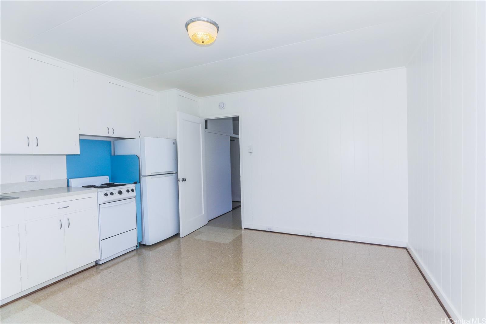 1918 Waiola St Honolulu - Rental - photo 5 of 19