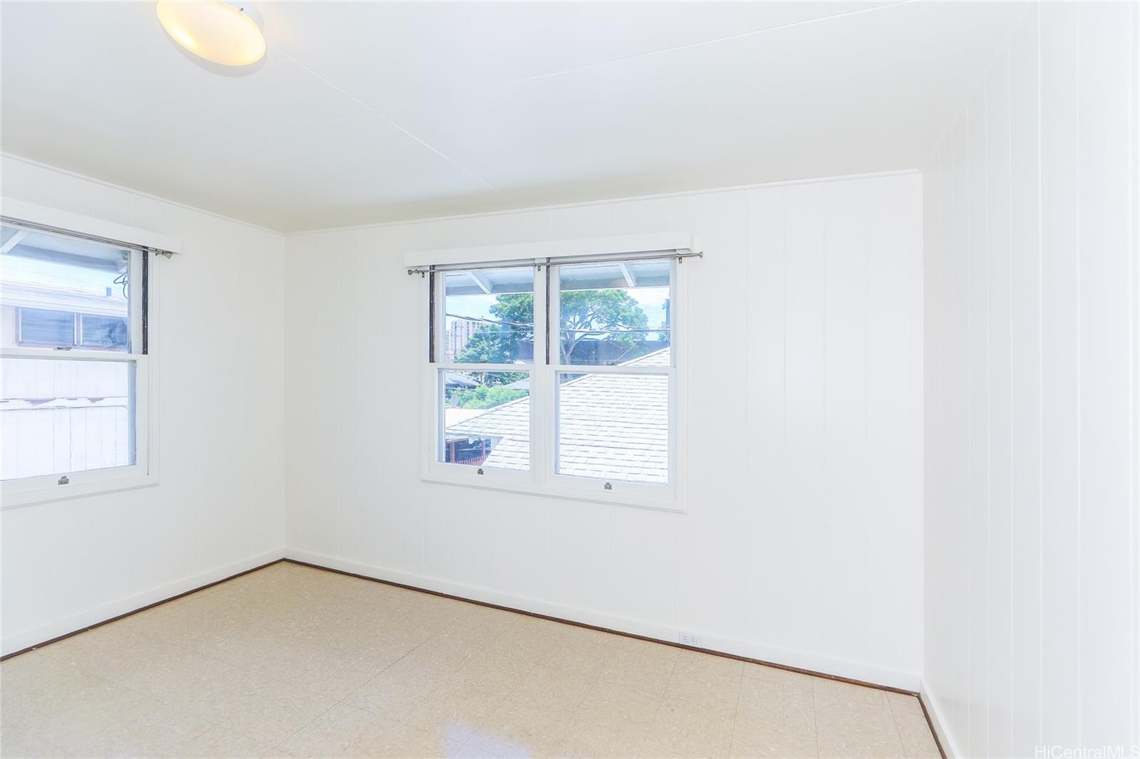 1918 Waiola St Honolulu - Rental - photo 10 of 19