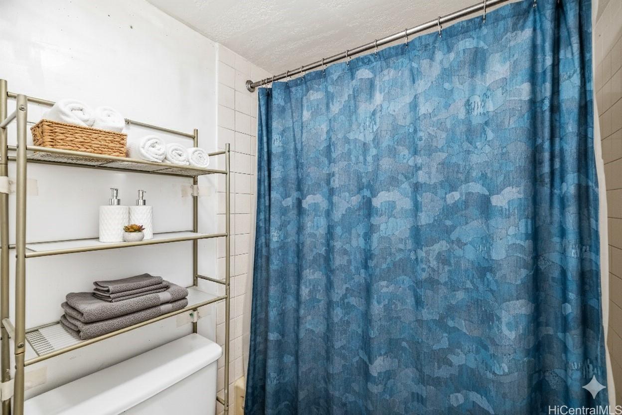 Inn On The Park condo # 1003, Honolulu, Hawaii - photo 3 of 10