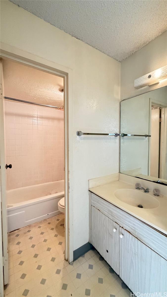 Inn On The Park condo # 1115, Honolulu, Hawaii - photo 3 of 12