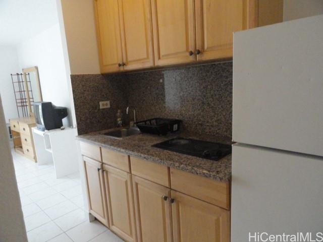 Inn on the Park condo # 1906, Honolulu, Hawaii - photo 6 of 19