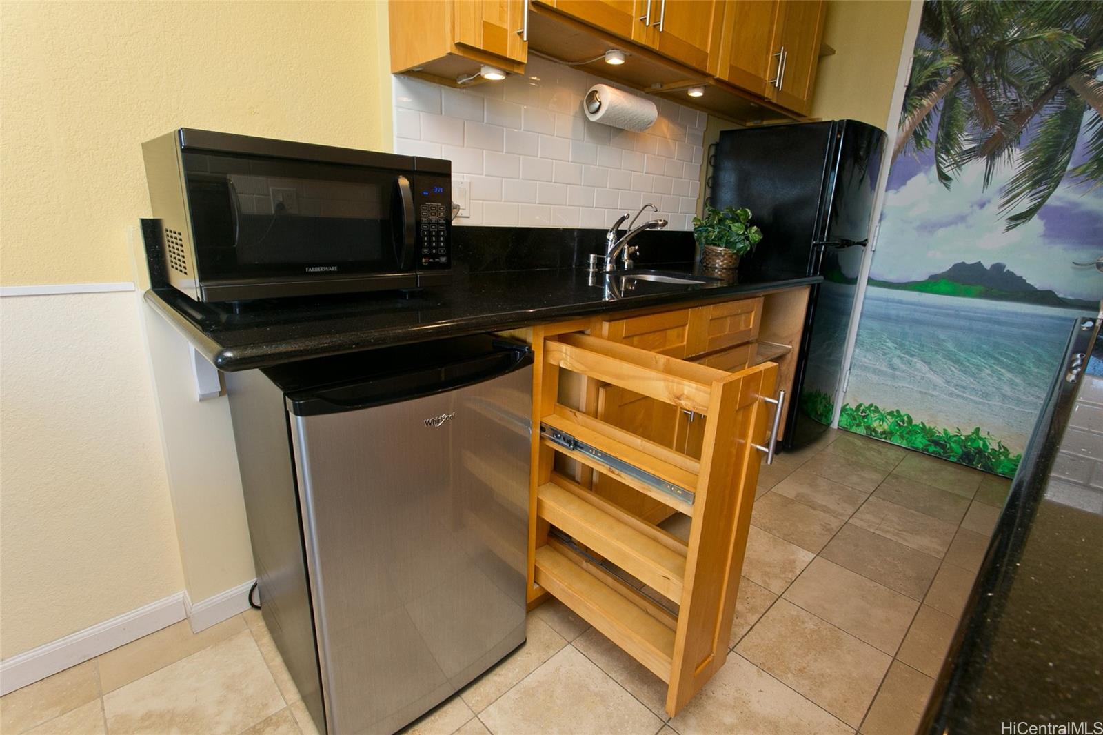 Inn On The Park condo # 2013, Honolulu, Hawaii - photo 11 of 17