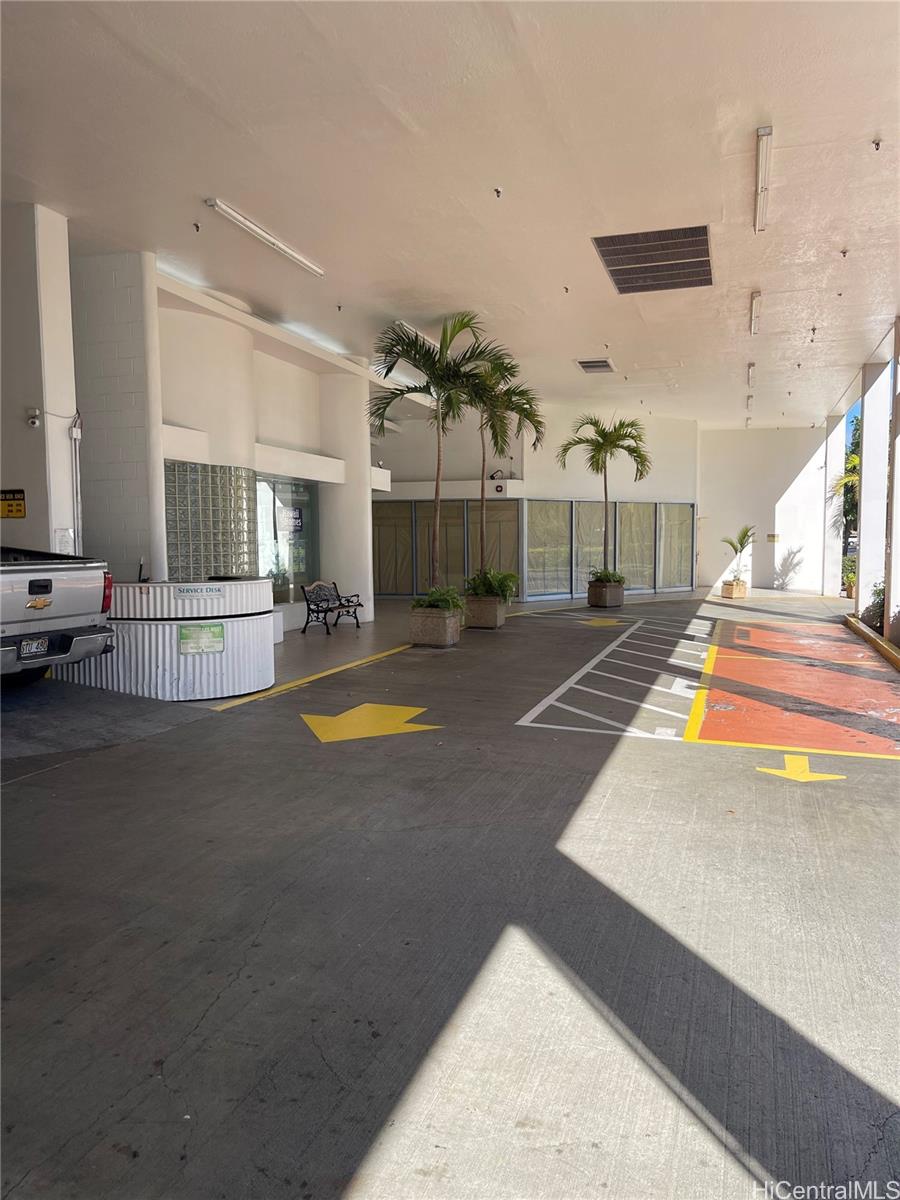 1920 Ala Moana Blvd Honolulu Oahu commercial real estate photo6 of 6