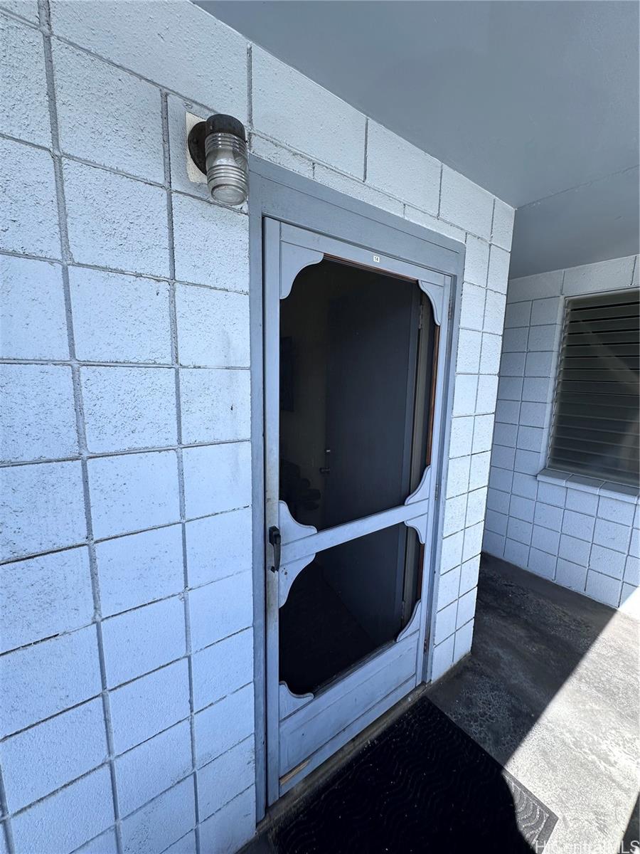 1920 Young St Honolulu - Rental - photo 5 of 6