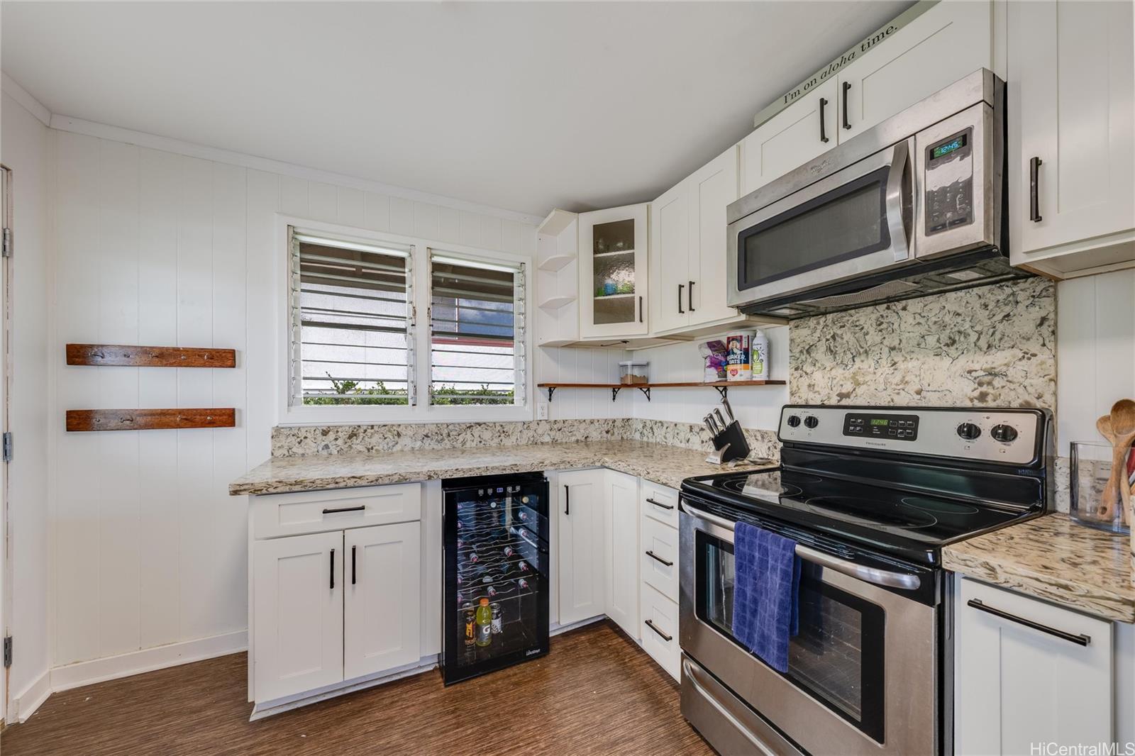 1924  10th Ave Palolo, Diamond Head home - photo 8 of 24